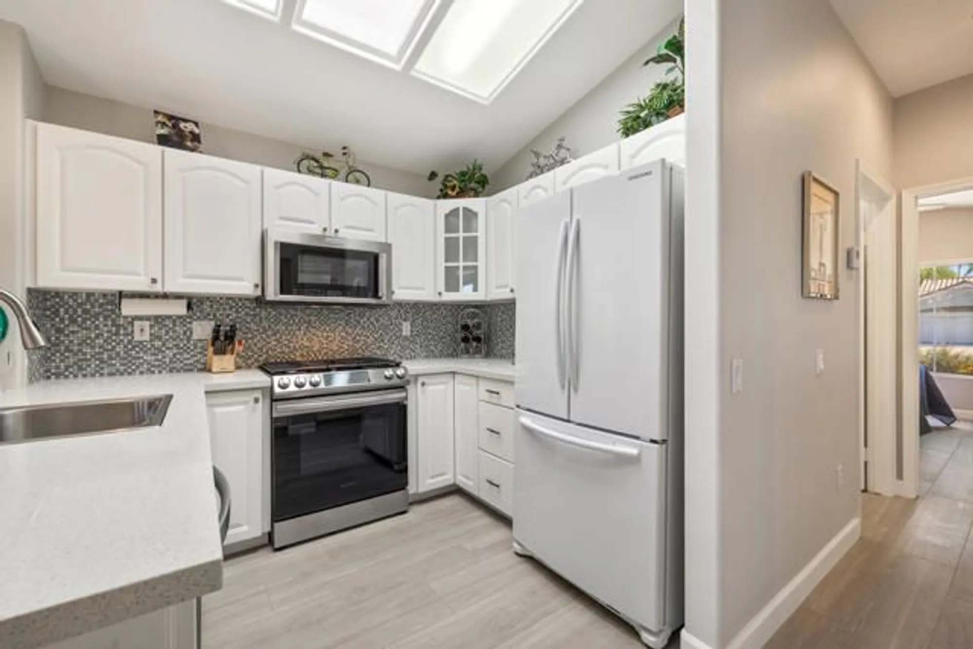 Property Slideshow image 11 of 36 | 38801 brandywine ave, Palm Desert, CA, 92211