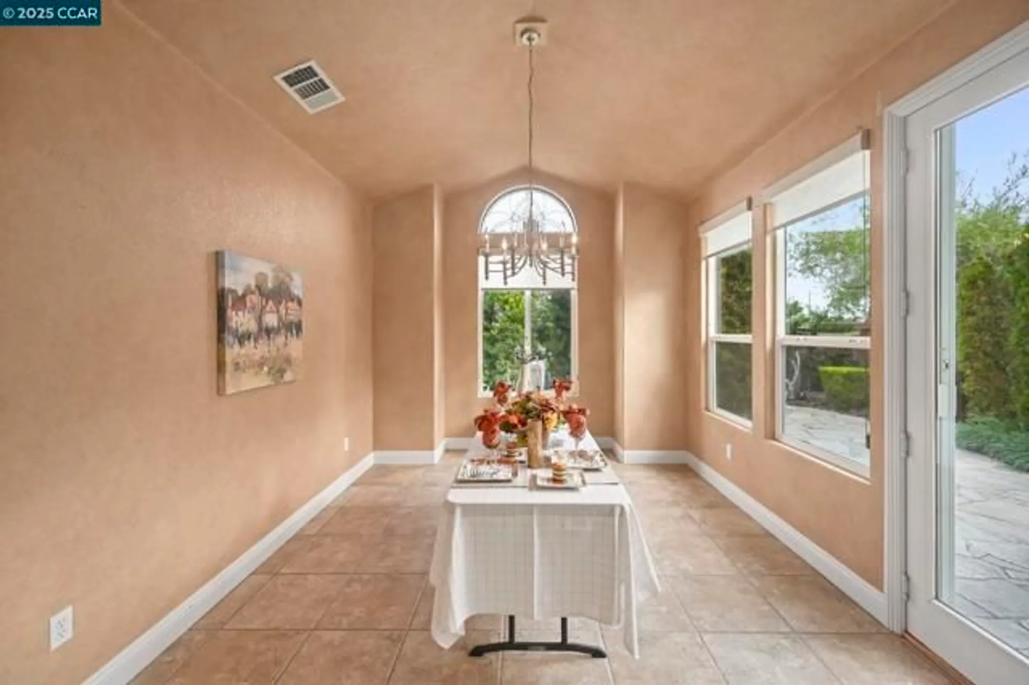 Property Slideshow image 14 of 57 | 1639 gamay ln, Brentwood, CA, 94513