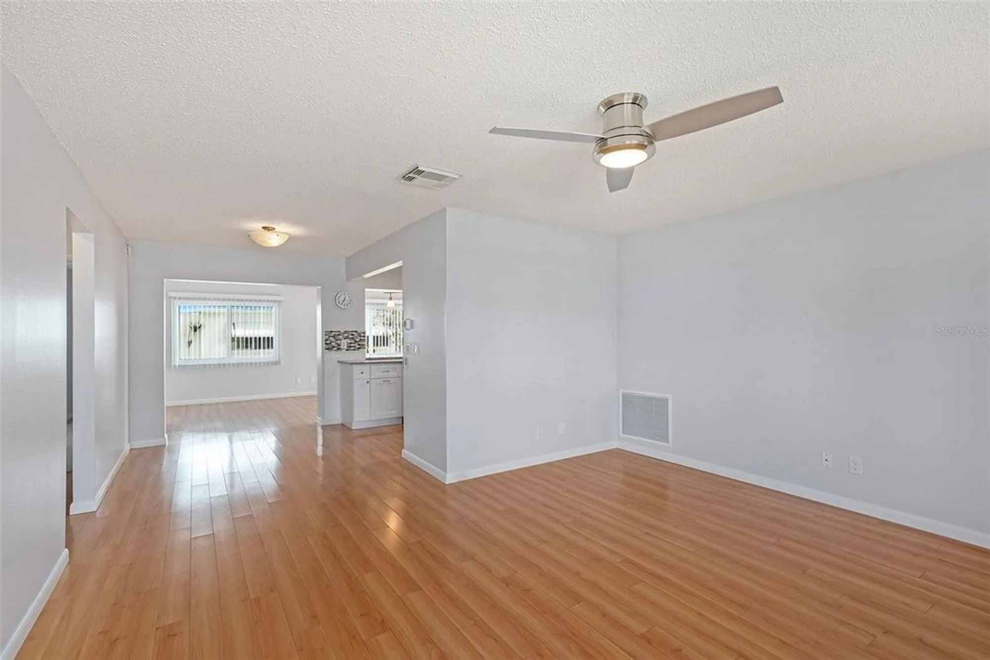 Property Slideshow image 6 of 26 | 9771 37th st n # 4, Pinellas Park, FL, 33782