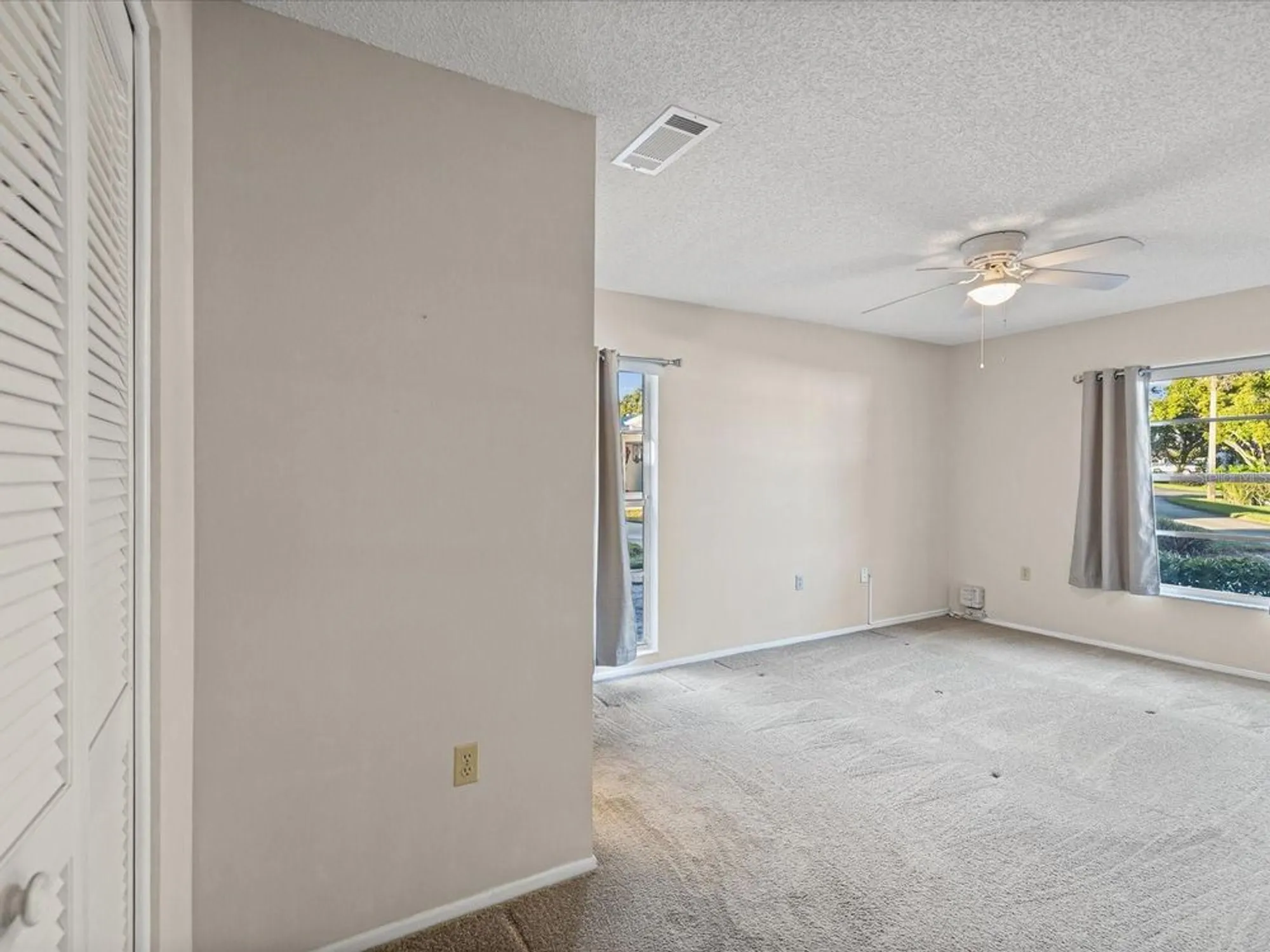 Property Slideshow image 27 of 79 | 8135 bugle ct 3, Port Richey, FL, 34668