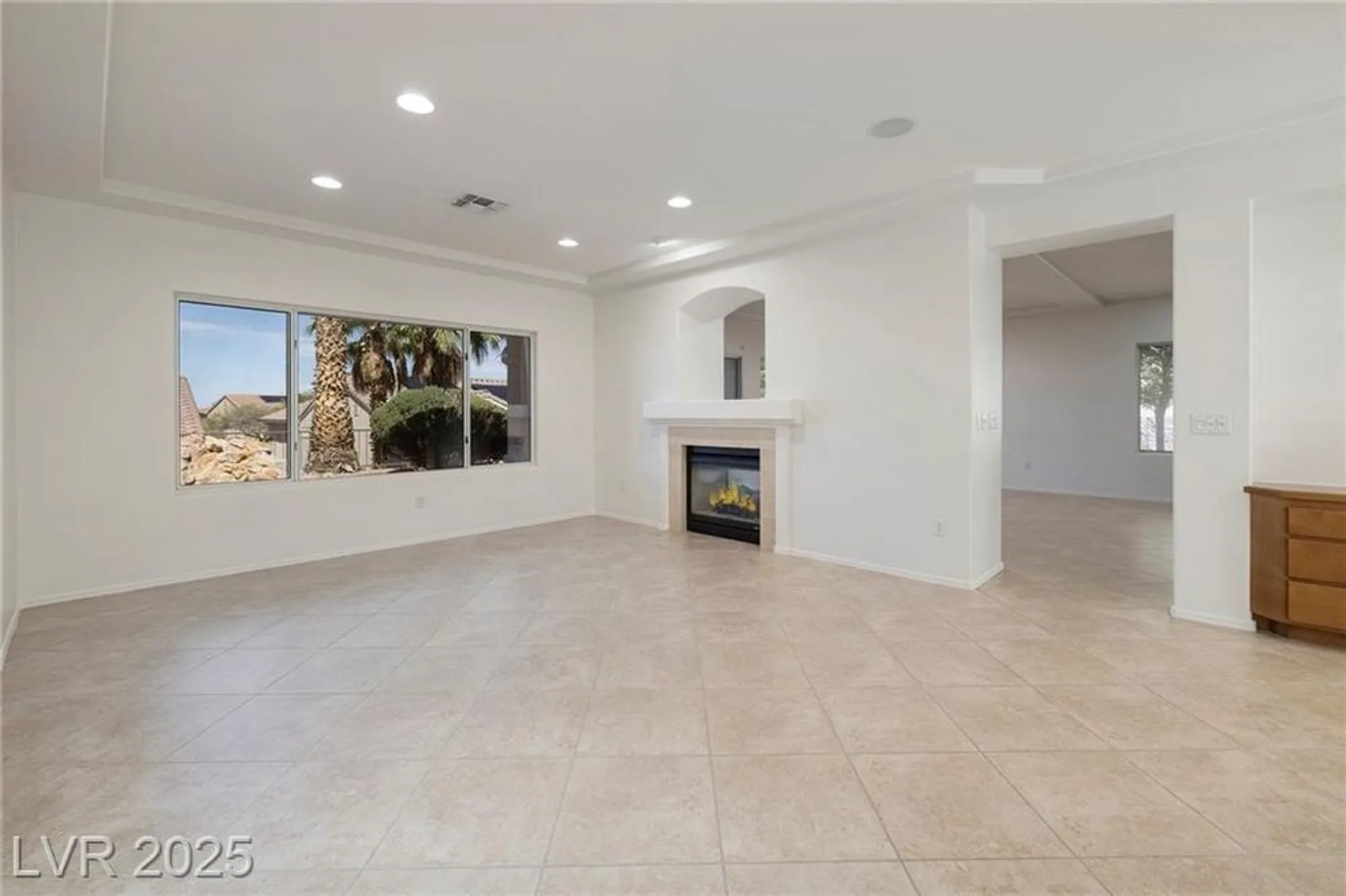 Property Slideshow image 7 of 50 | 1691 wellington springs ave, Henderson, NV, 89052