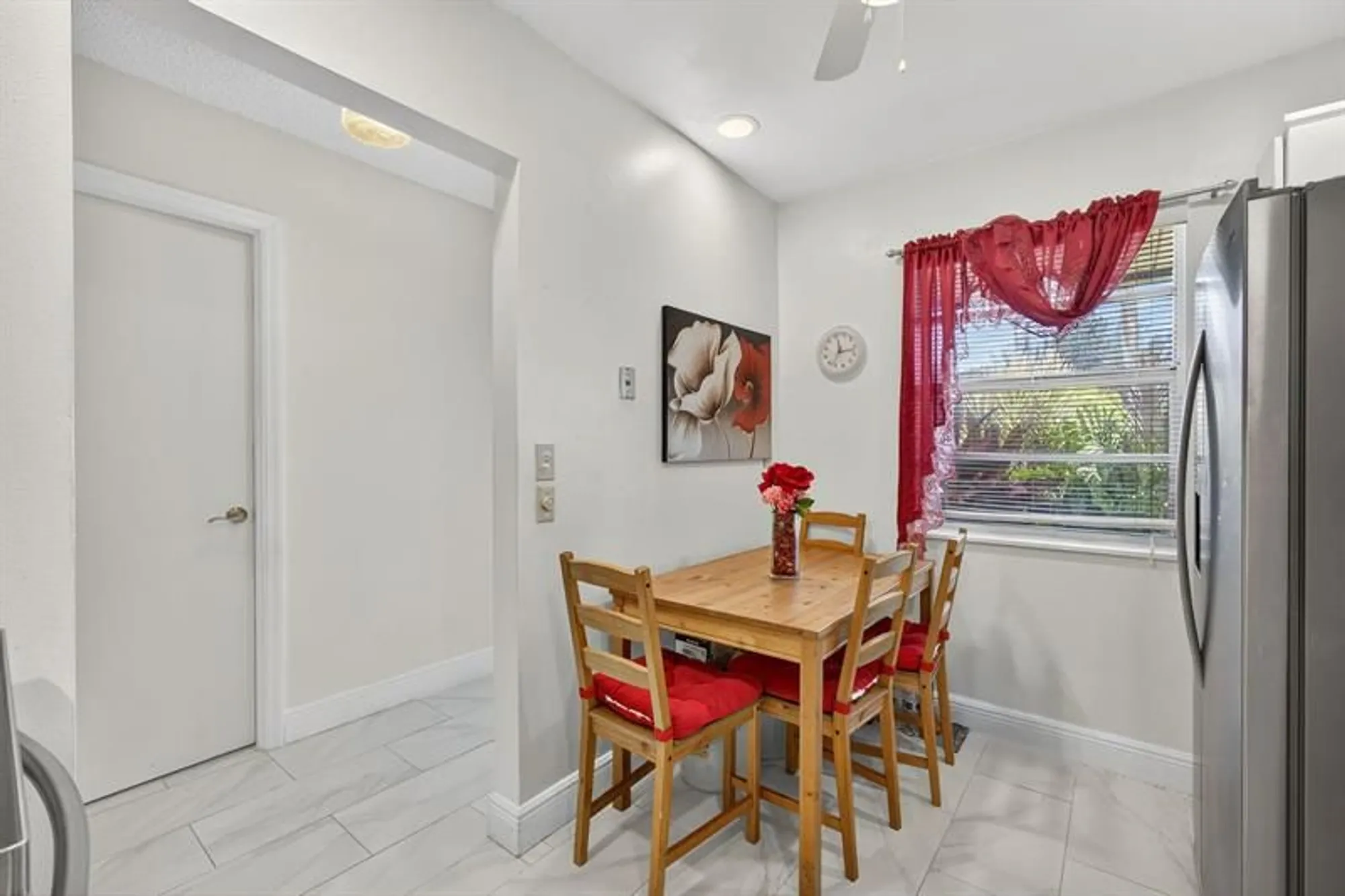 Property Slideshow image 7 of 30 | 224 lake constance dr # 224, West Palm Beach, FL, 33411