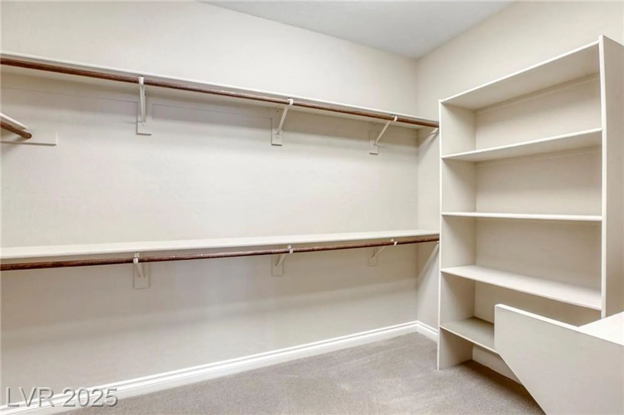 Property Slideshow image 36 of 68 | 3728 garnet heights ave, North Las Vegas, NV, 89081