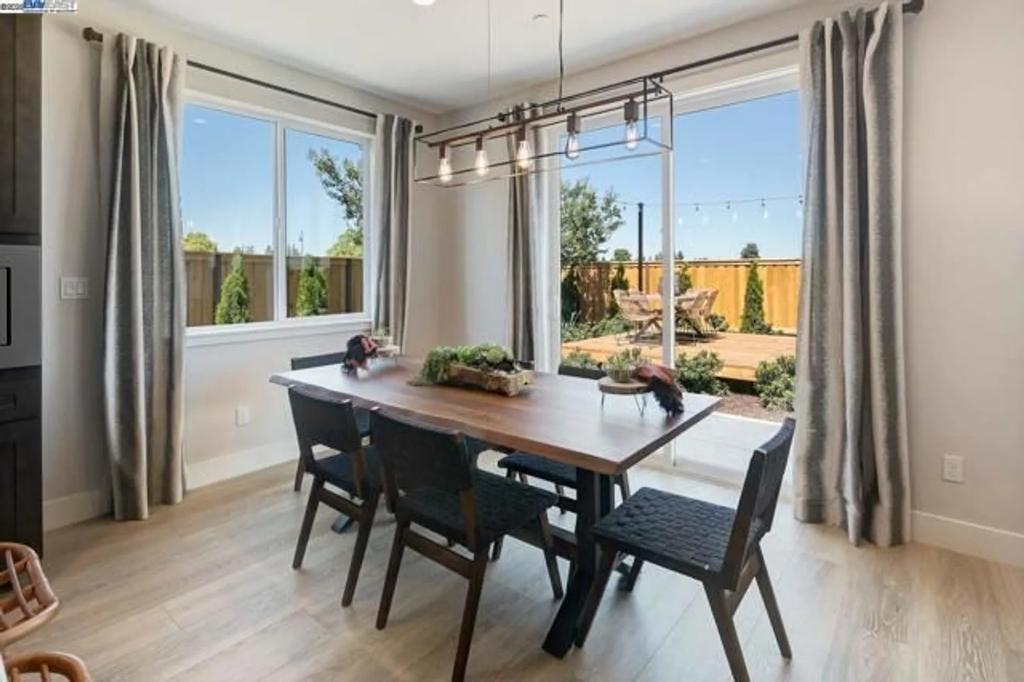 Property Slideshow image 14 of 30 | 1342 marceline dr, Manteca, CA, 95336