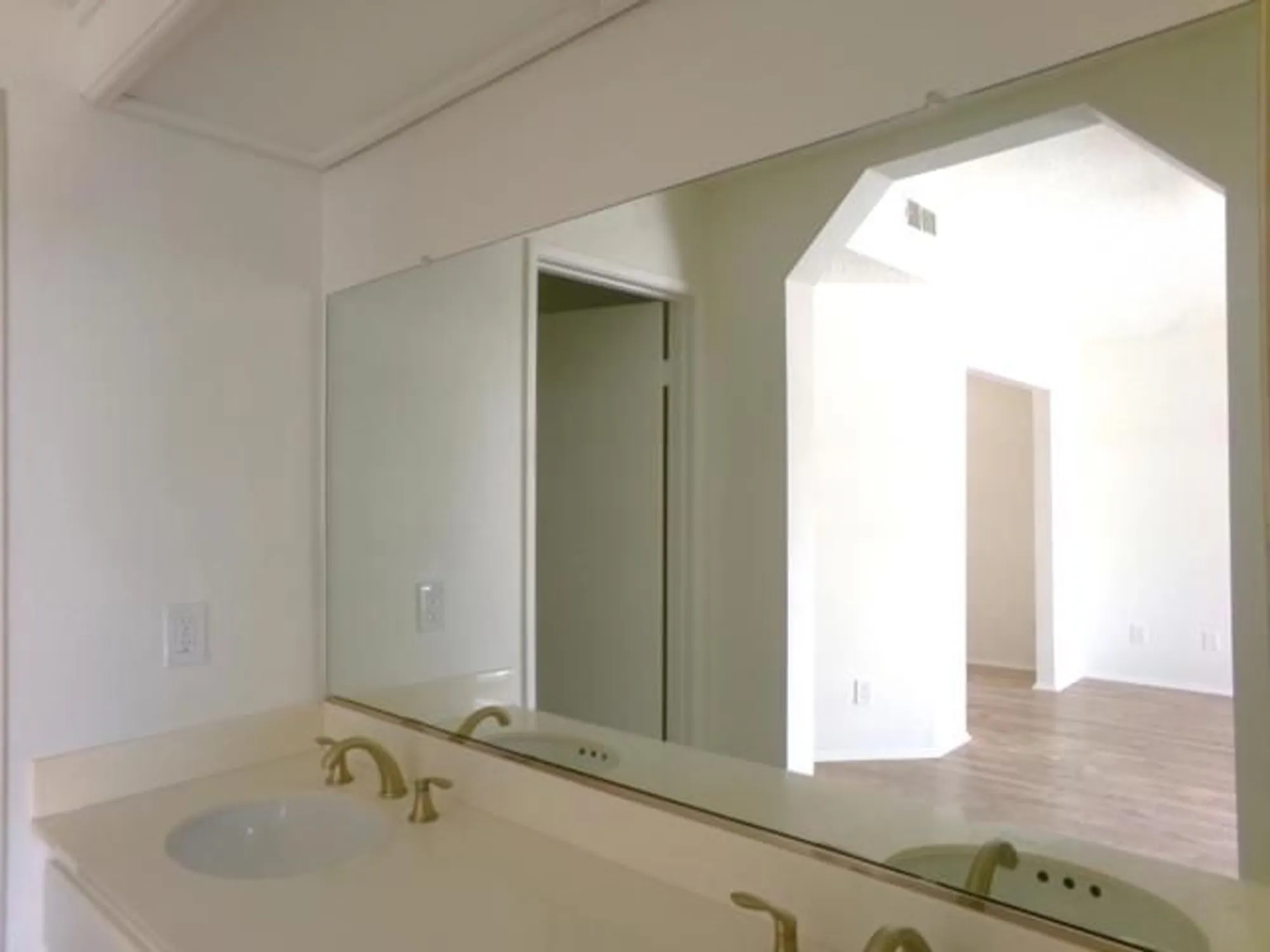 Property Slideshow image 17 of 29 | 4829 w forest oaks ave, Banning, CA, 92220