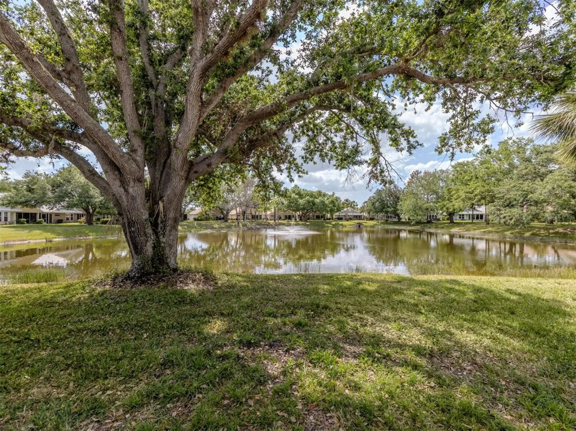 Property Slideshow image 11 of 40 | 579 clubside cir # 37, Venice, FL, 34293