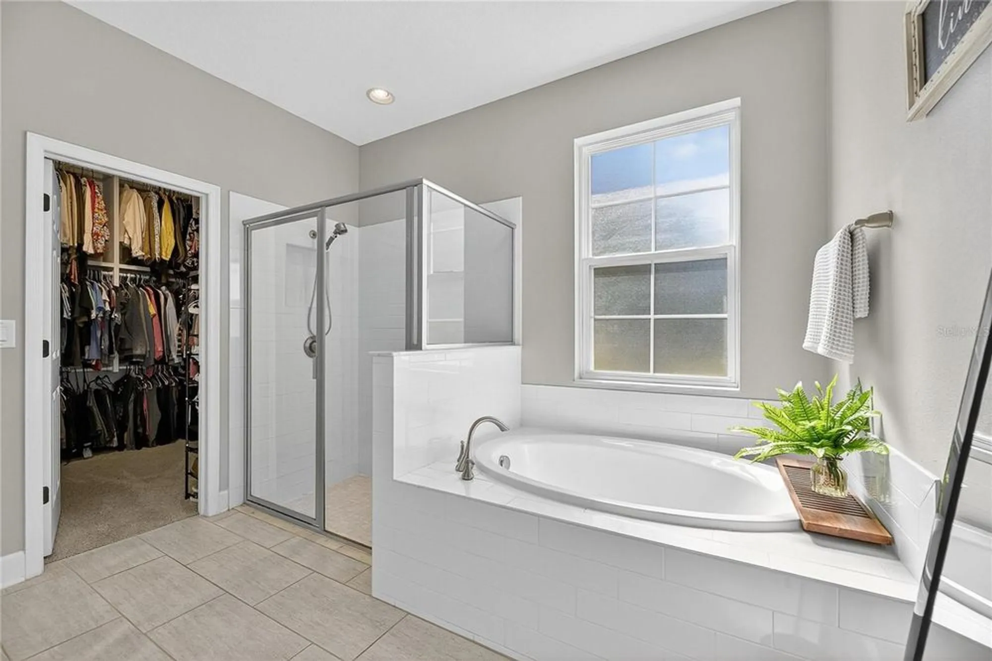 Property Slideshow image 38 of 63 | 5128 admiral pointe dr, Apollo Beach, FL, 33572