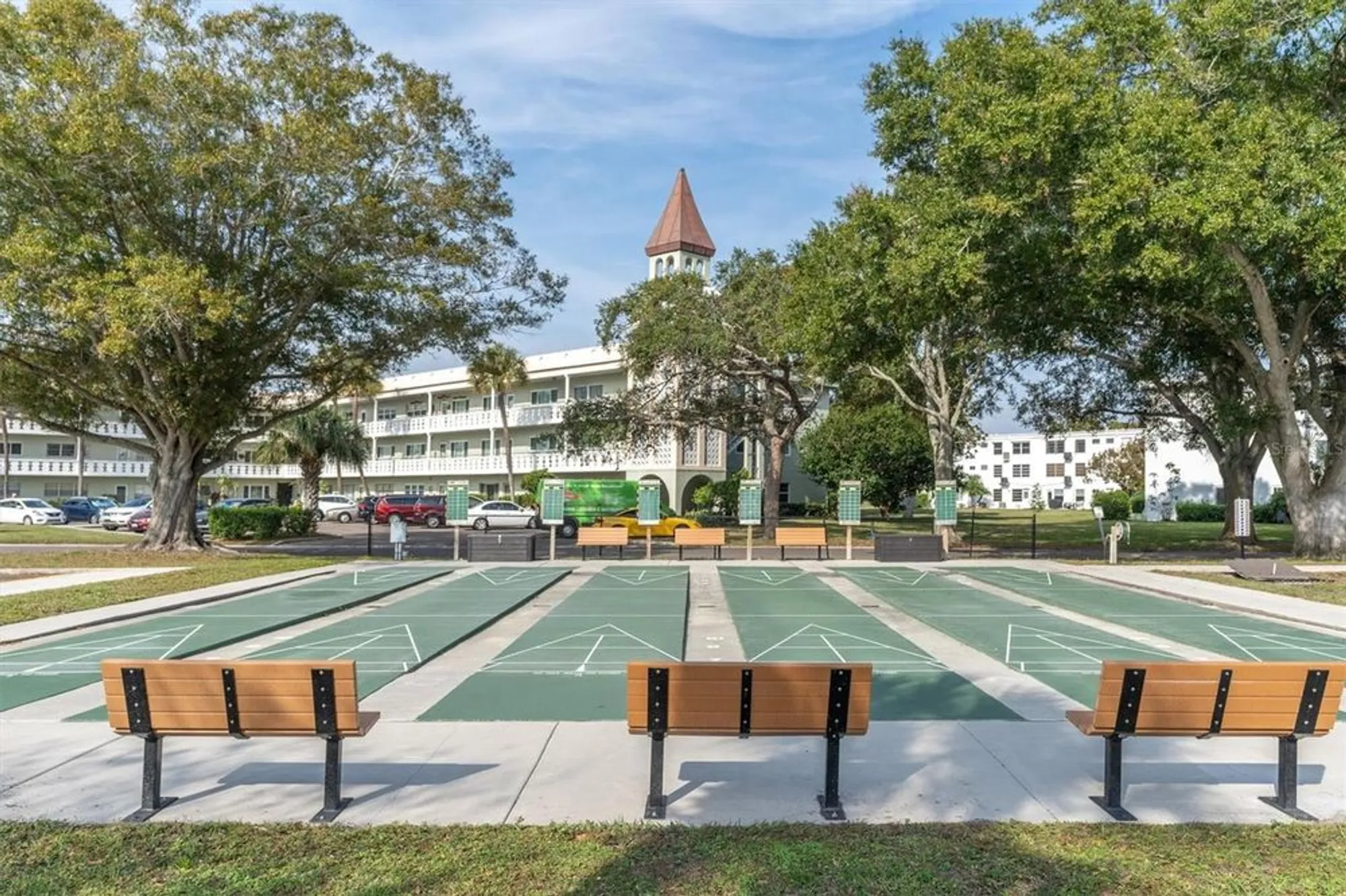 Property Slideshow image 20 of 26 | 2042 australia way 78, Clearwater, FL, 33763