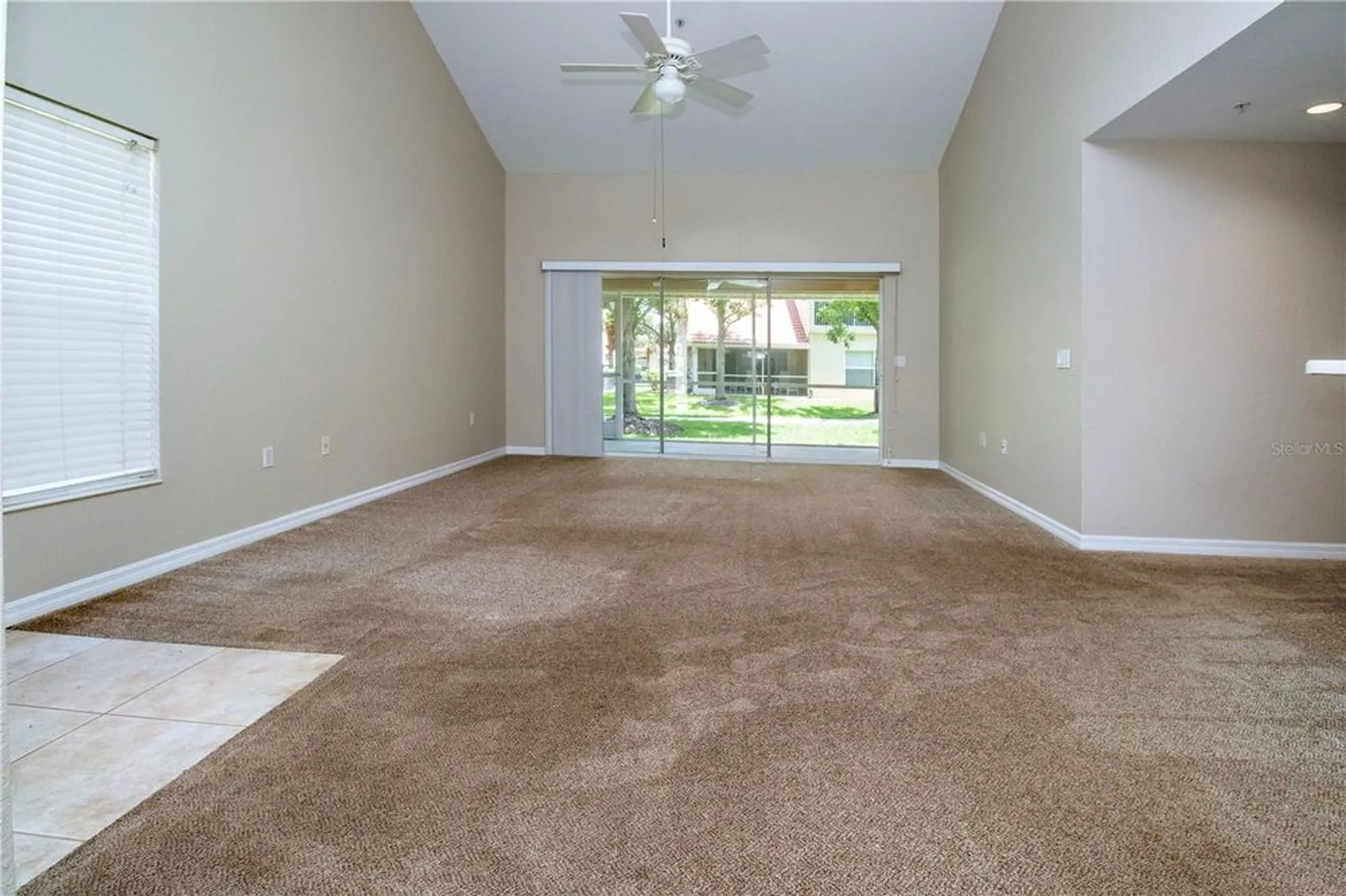 Property Slideshow image 6 of 37 | 7139 cedar hollow cir # 101, Bradenton, FL, 34203