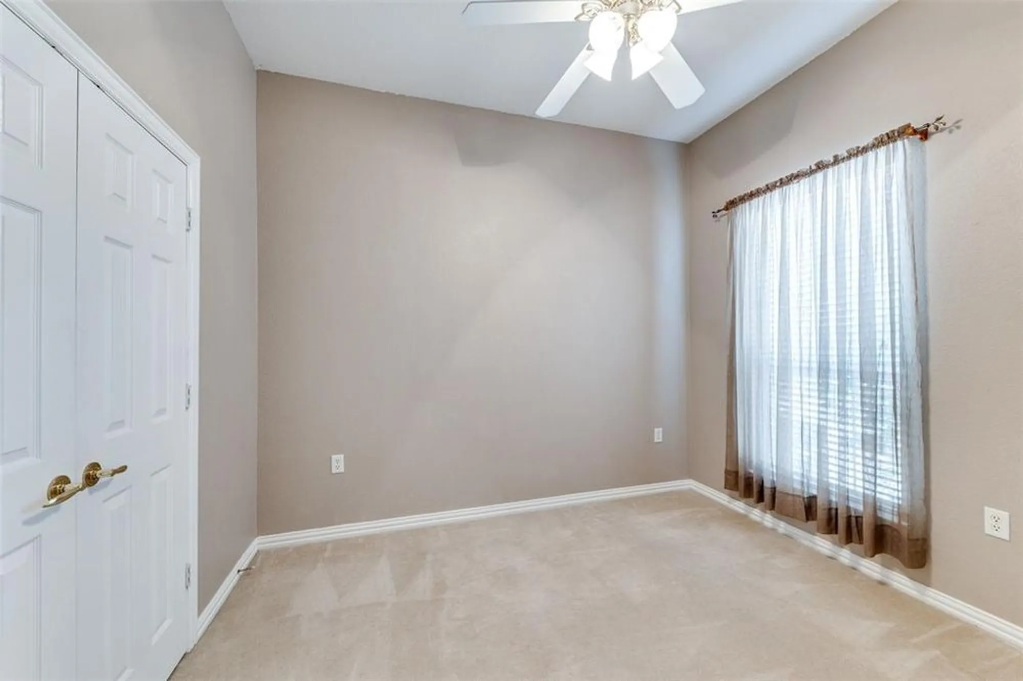 Property Slideshow image 22 of 40 | 351 southern hills dr, Fairview, TX, 75069