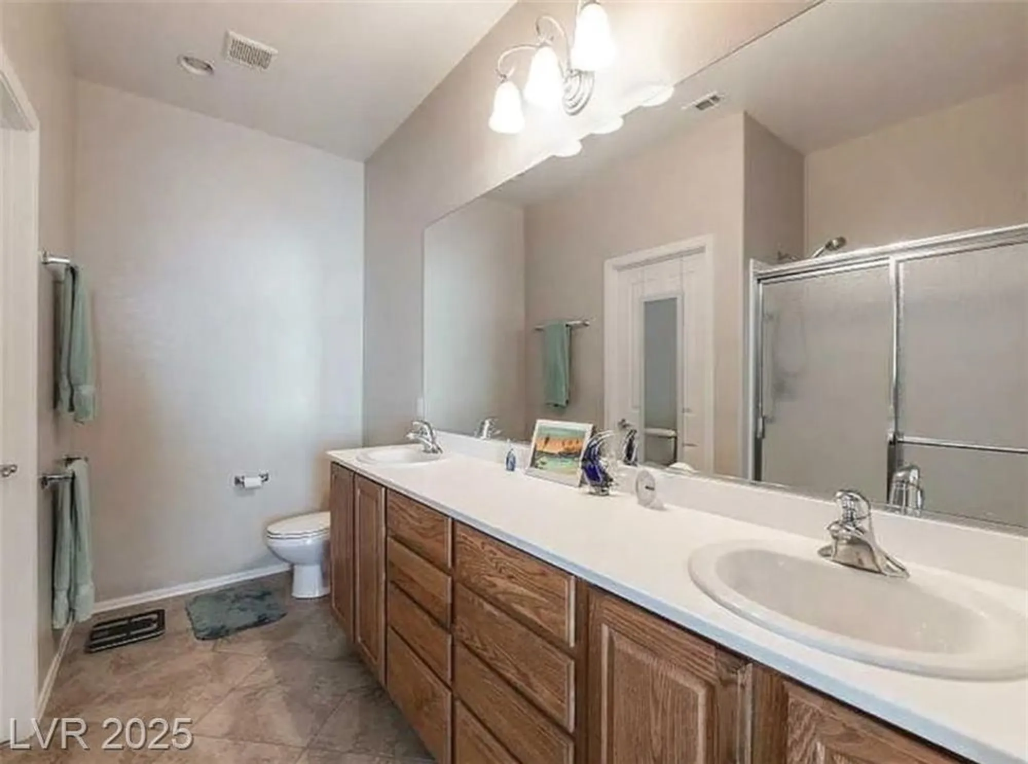 Property Slideshow image 17 of 17 | 2473 luminous stars st, Henderson, NV, 89044
