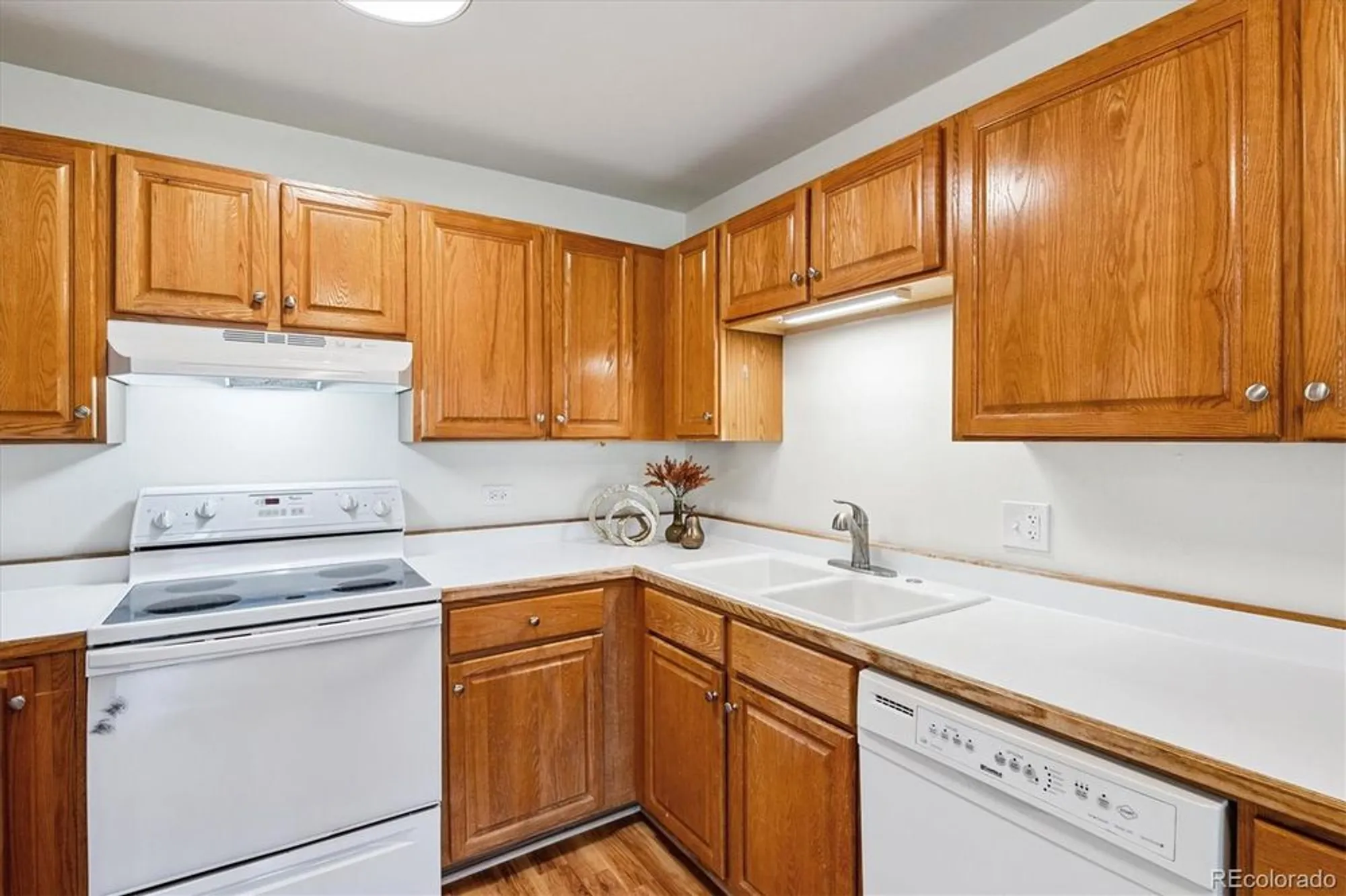 Property Slideshow image 8 of 50 | 9300 e center ave 2b, Denver, CO, 80247