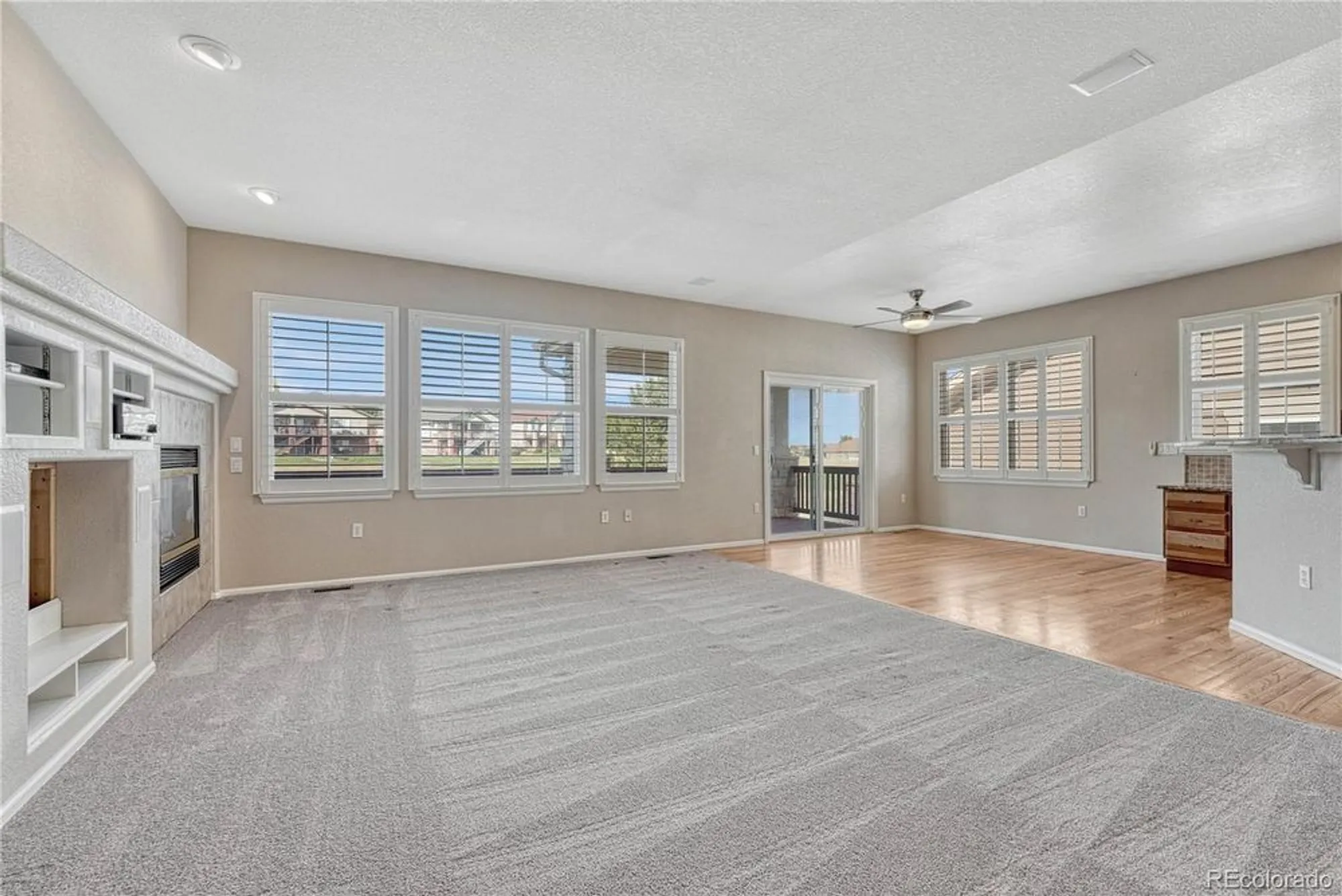 Property Slideshow image 9 of 46 | 8107 s catawba ct, Aurora, CO, 80016