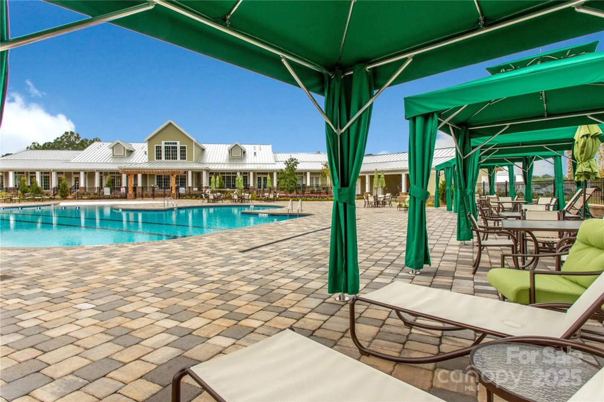 Property Slideshow image 33 of 34 | 8941 silver springs ct, Charlotte, NC, 28215