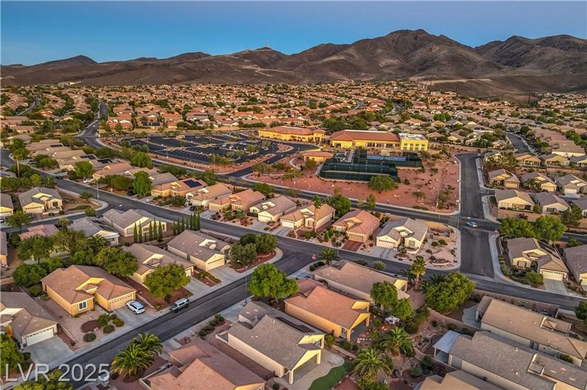 Property Slideshow image 40 of 62 | 2331 meteor shower st, Henderson, NV, 89044