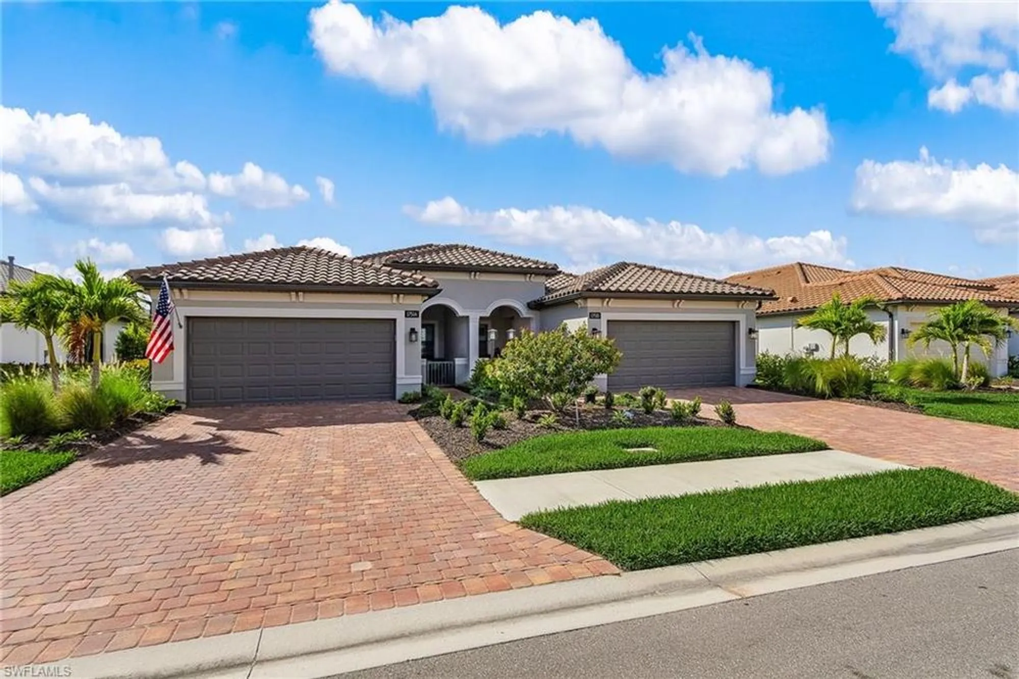 Property Slideshow image 26 of 29 | 17510 caravita ln, Fort Myers, FL, 33913