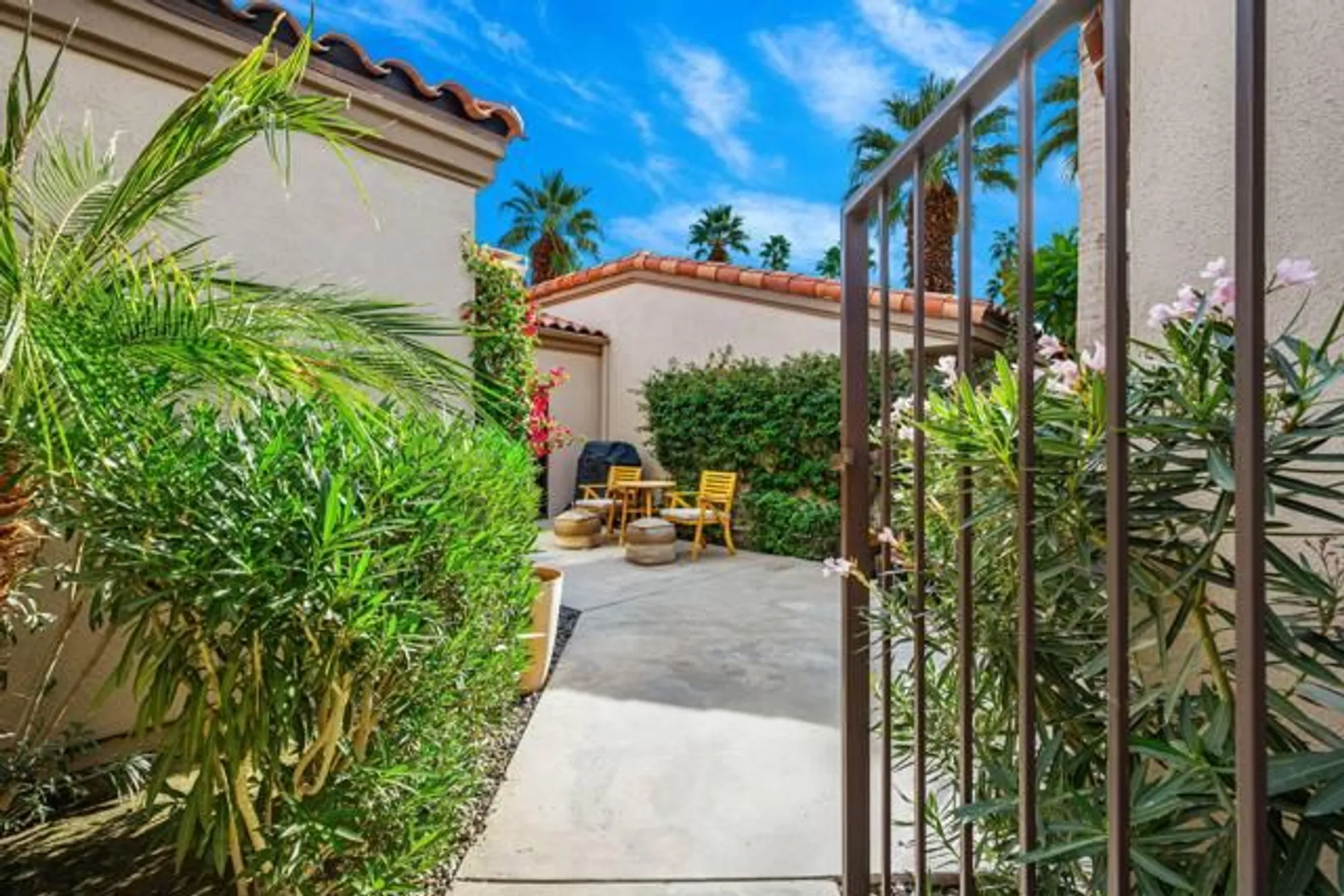 Property Slideshow image 1 of 21 | 55258 shoal crk, La Quinta, CA, 92253