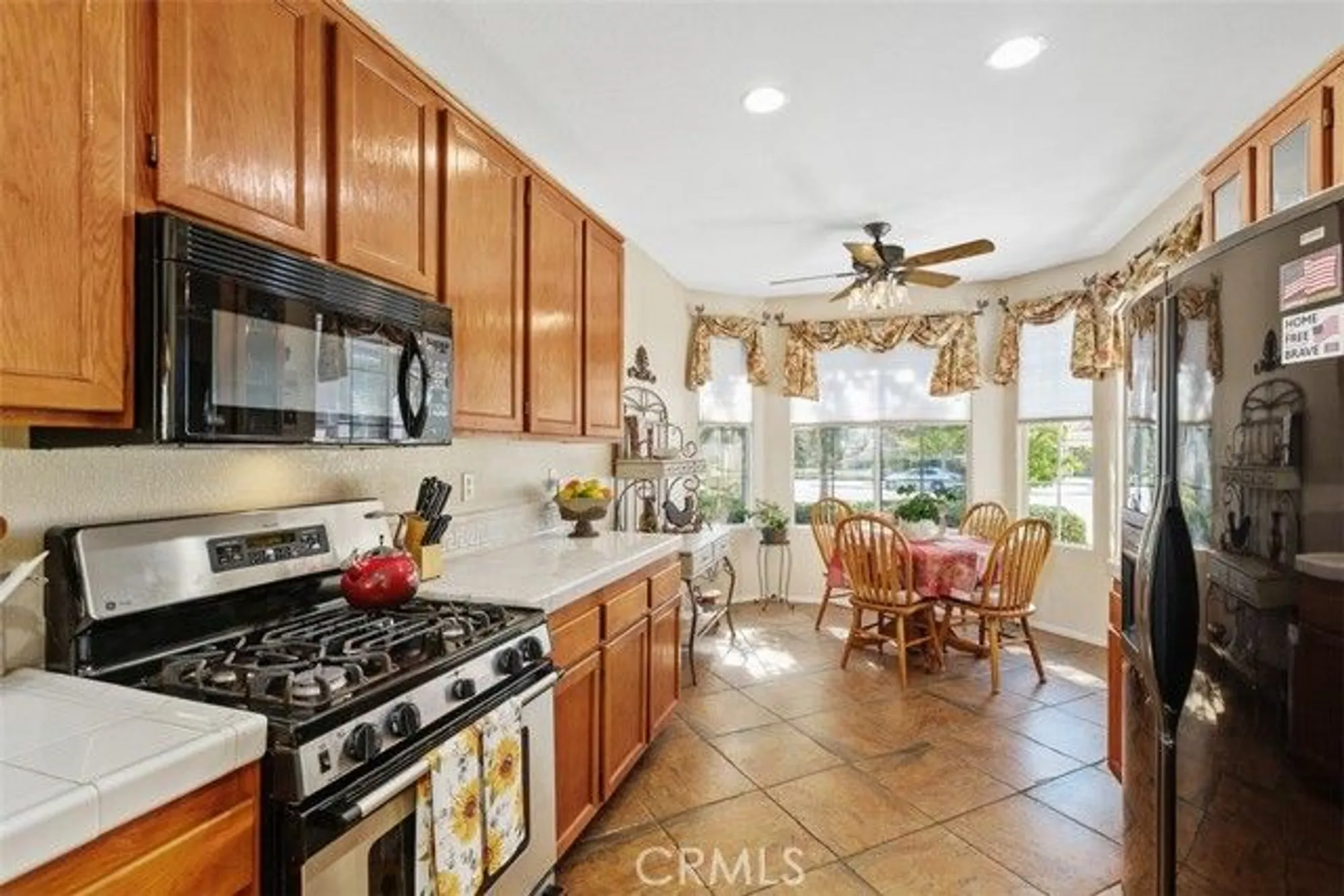 Property Slideshow image 9 of 50 | 29438 bentcreek ct, Menifee, CA, 92584