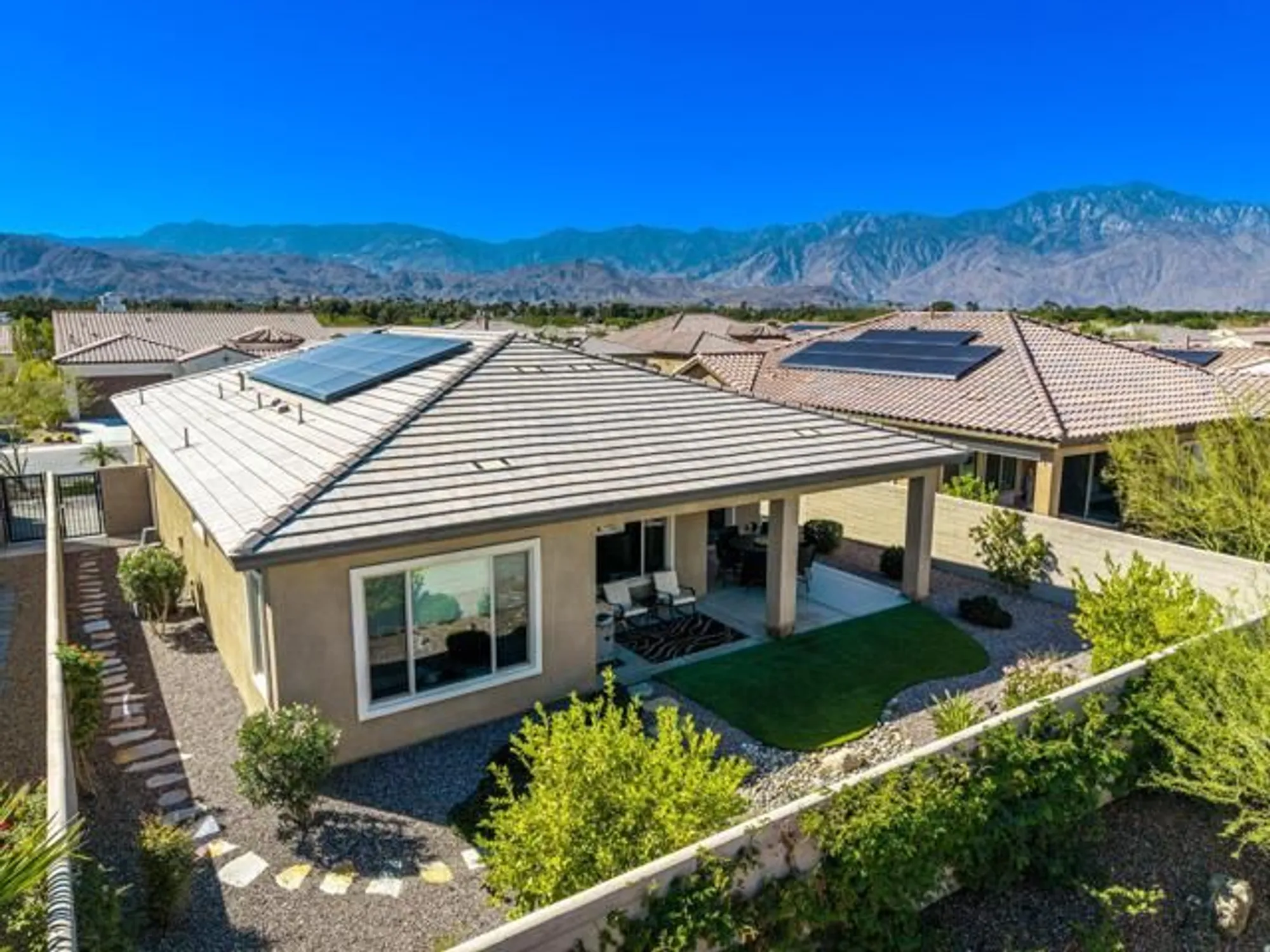 Property Slideshow image 5 of 49 | 16 riesling, Rancho Mirage, CA, 92270