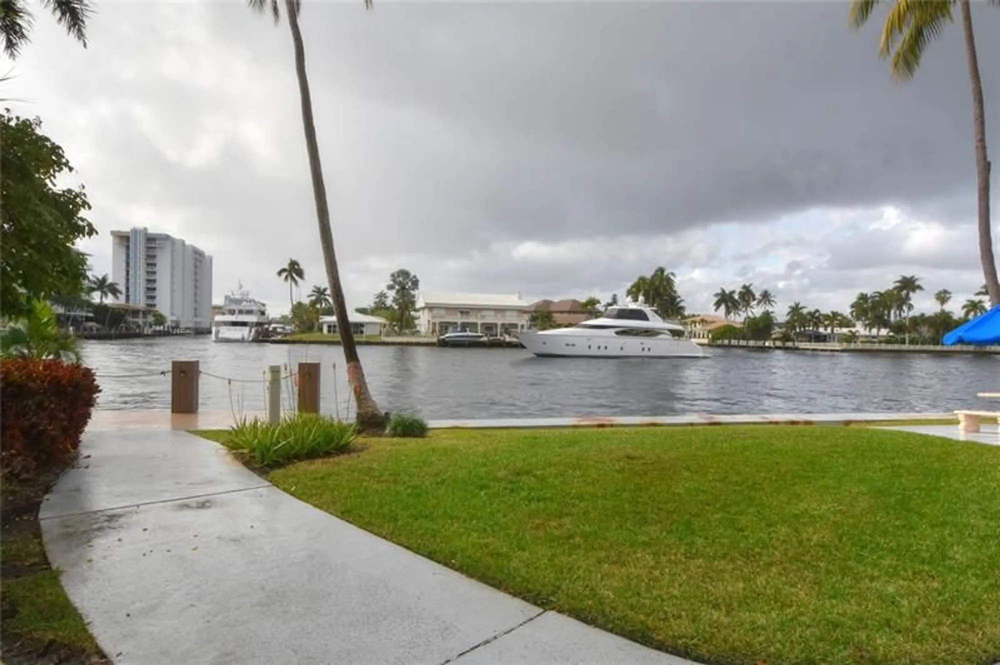 Property Slideshow image 8 of 49 | 3233 ne 34th st 520, Fort Lauderdale, FL, 33308