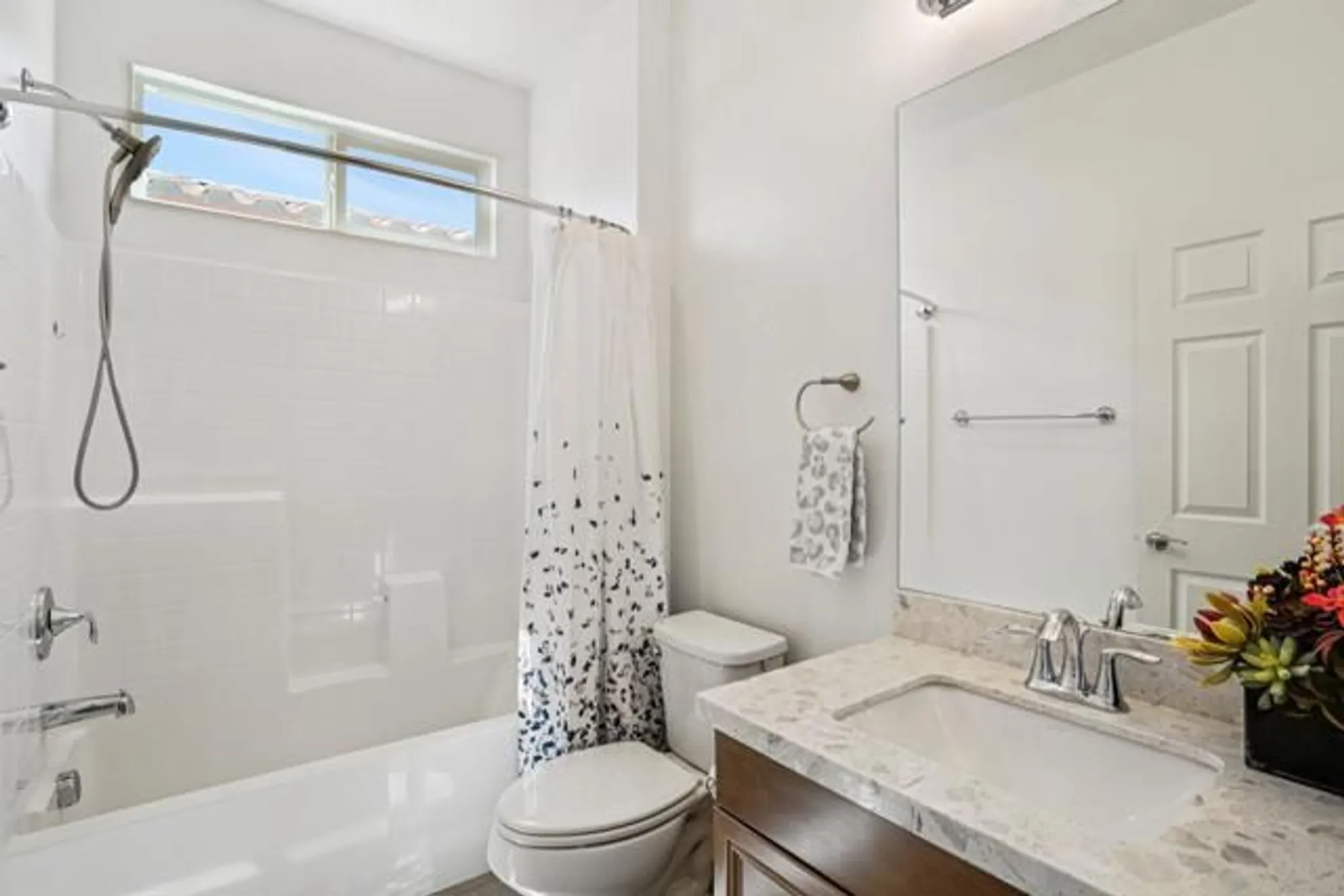 Property Slideshow image 34 of 49 | 78894 adesso way, Palm Desert, CA, 92211