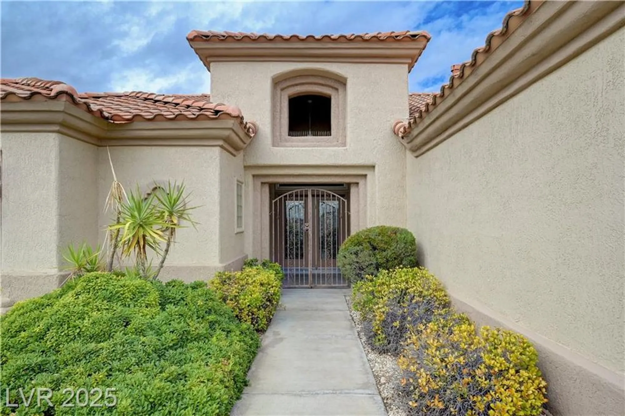Property Slideshow image 4 of 77 | 2801 byron dr, Las Vegas, NV, 89134