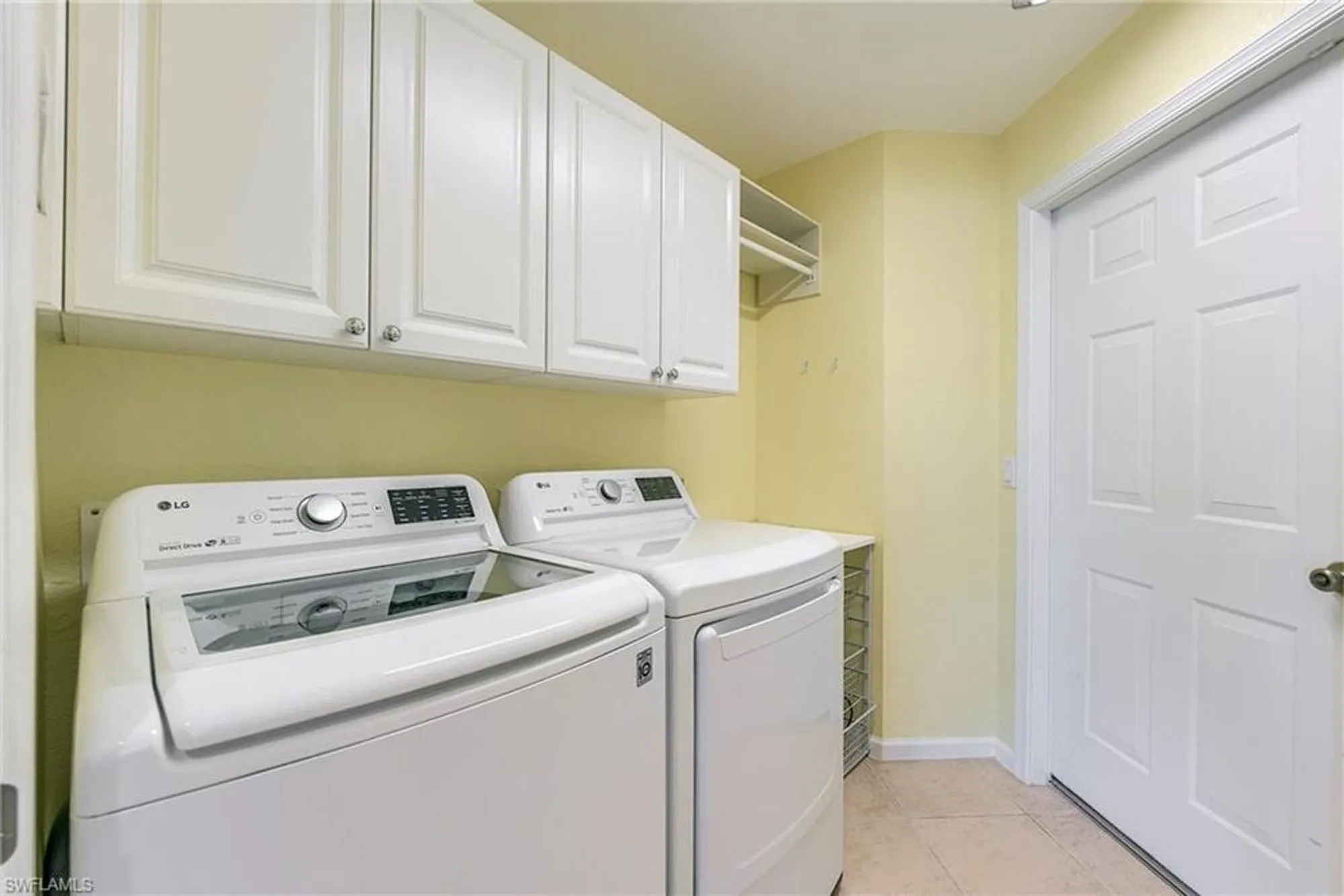 Property Slideshow image 36 of 44 | 3090 meandering way 101, Fort Myers, FL, 33905