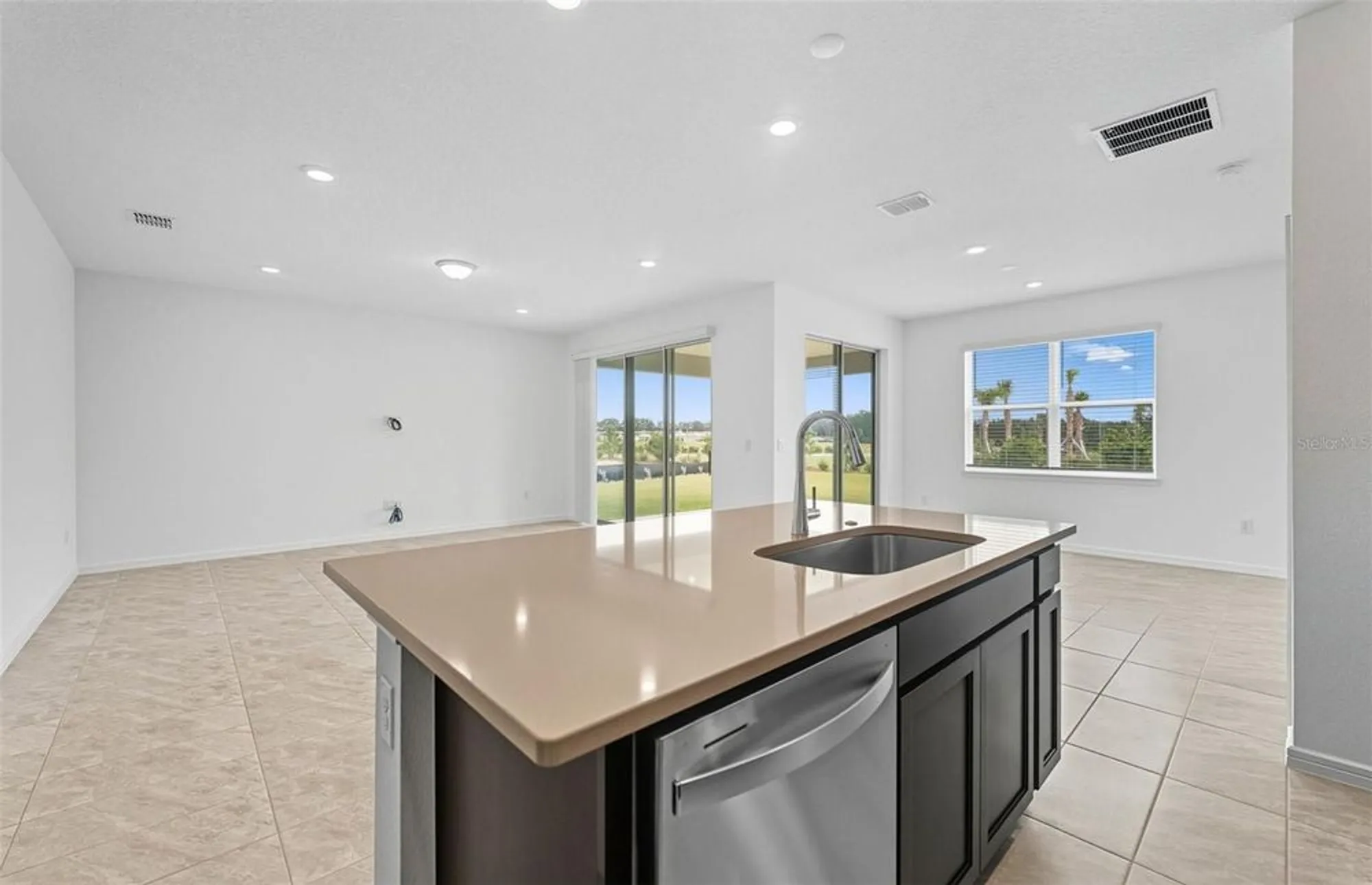 Property Slideshow image 4 of 35 | 8335 sw 58th loop, Ocala, FL, 34481