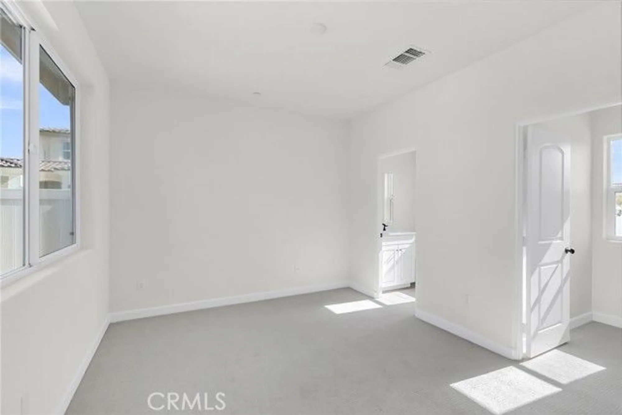 Property Slideshow image 21 of 42 | 7444 desert sky dr, Yucca Valley, CA, 92284