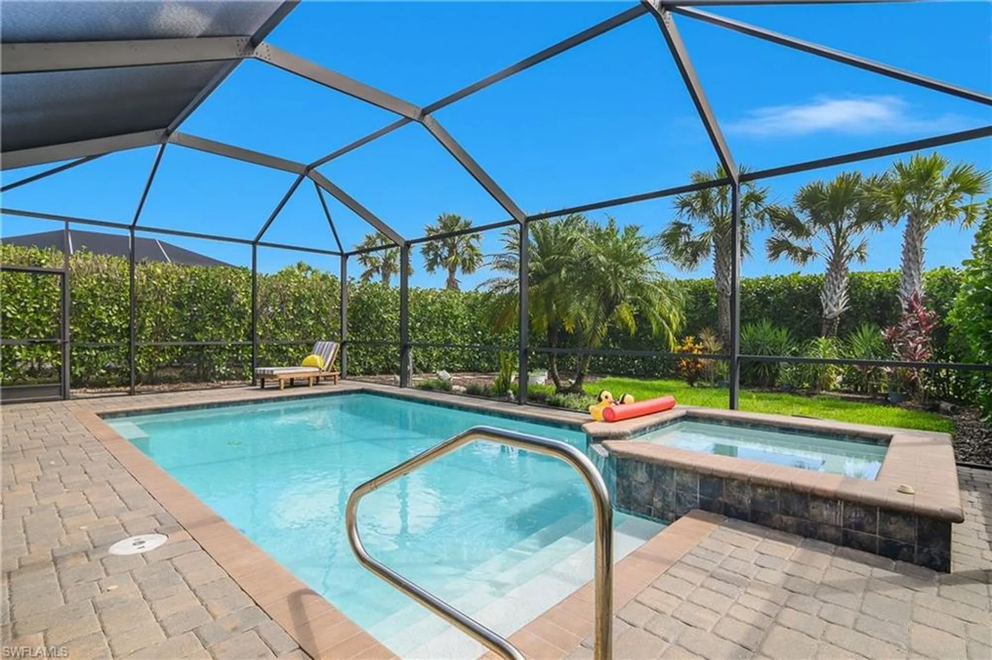 Property Slideshow image 19 of 50 | 19545 utopia ln, Estero, FL, 33928