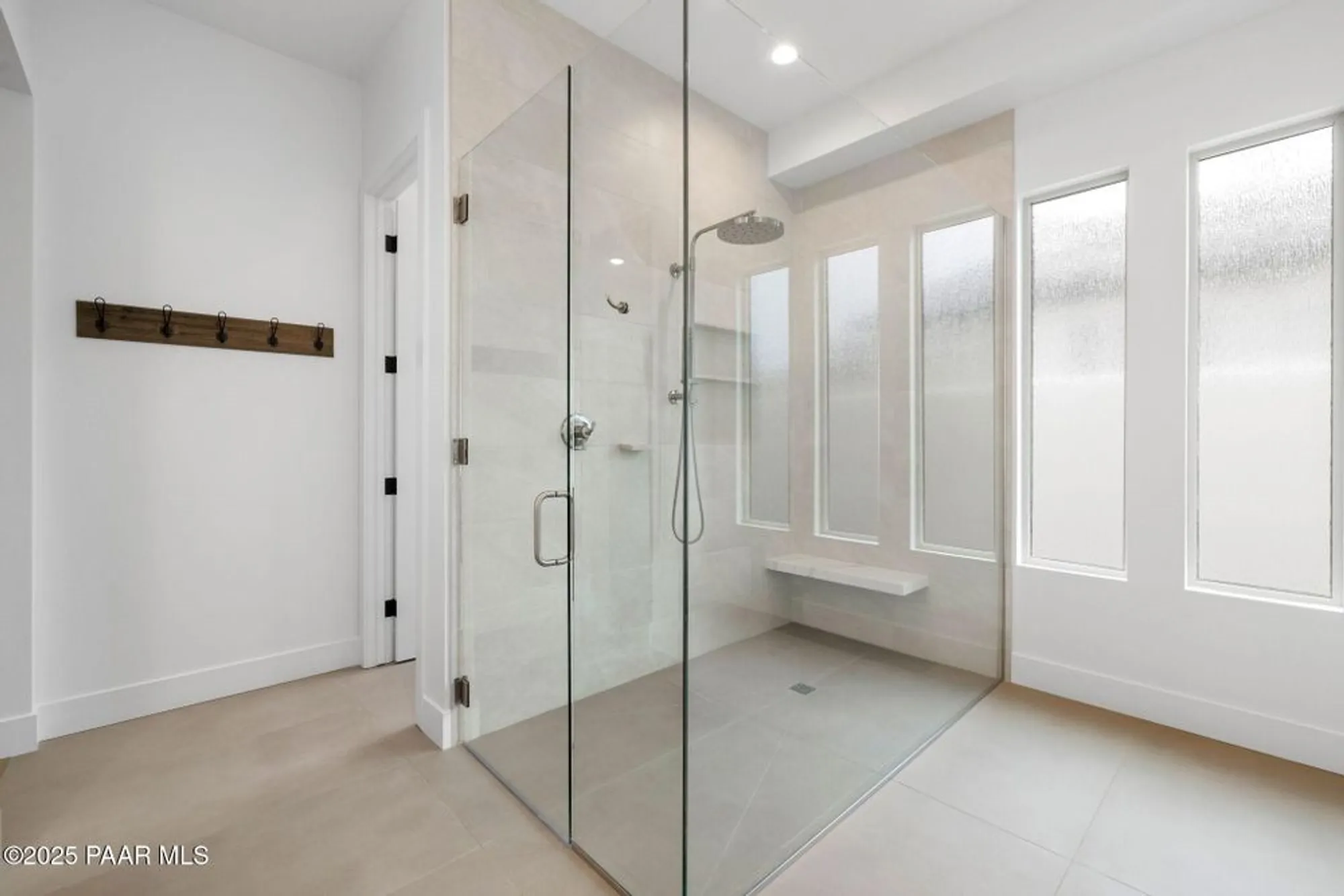 Property Slideshow image 19 of 43 | 1148 s lakeview dr, Prescott, AZ, 86301