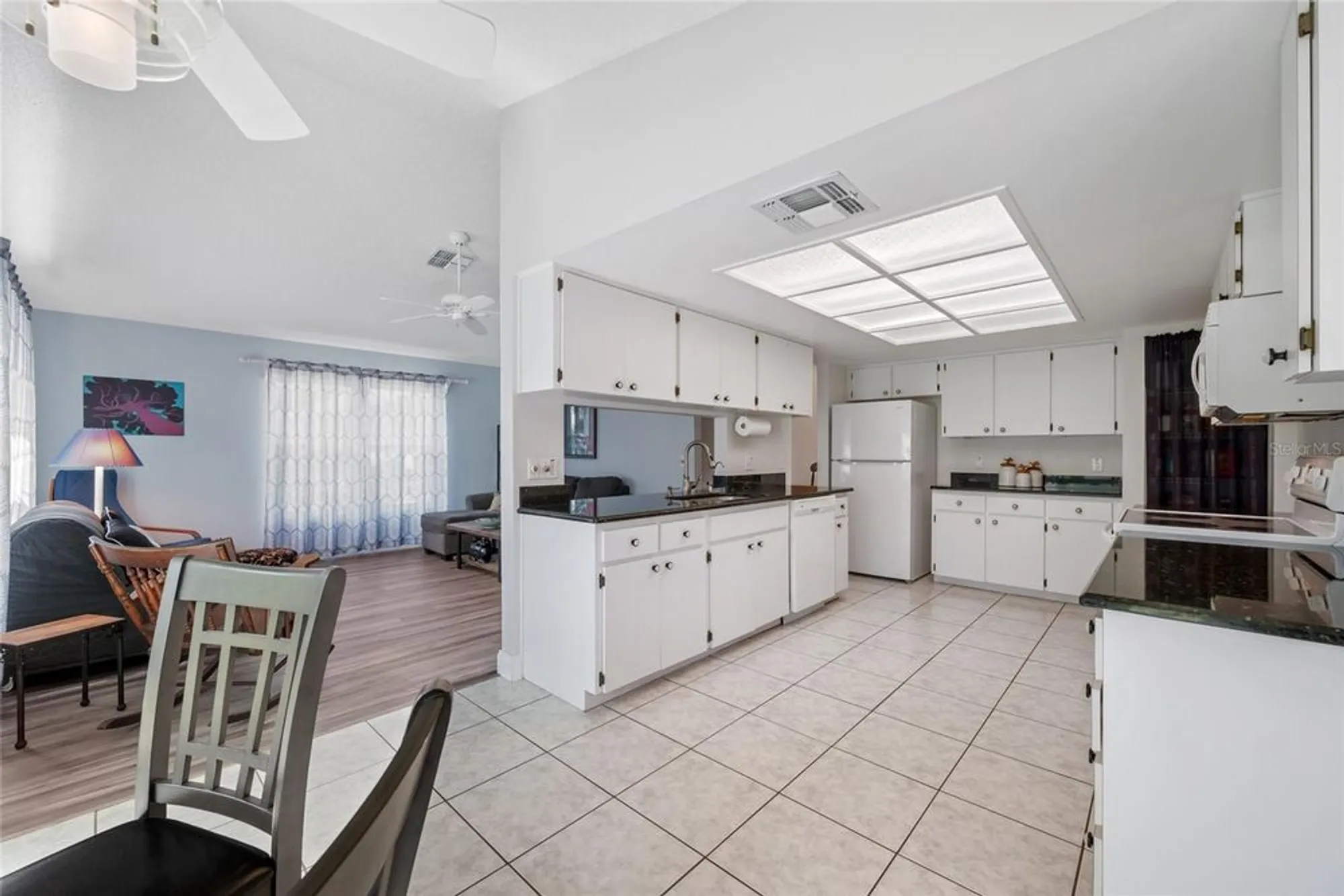 Property Slideshow image 22 of 50 | 3948 tarpon pointe cir, Palm Harbor, FL, 34684