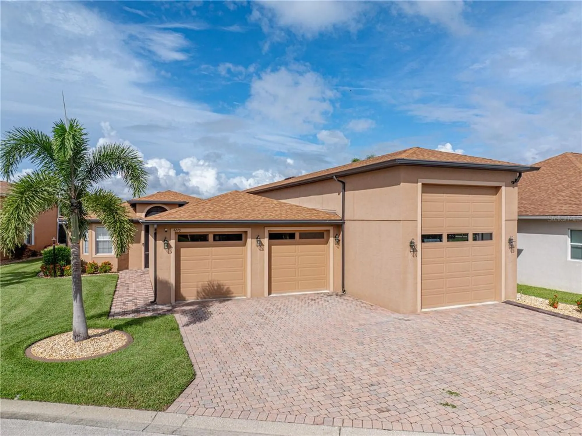 Property Slideshow image 2 of 100 | 4276 dunmore dr, Lake Wales, FL, 33859