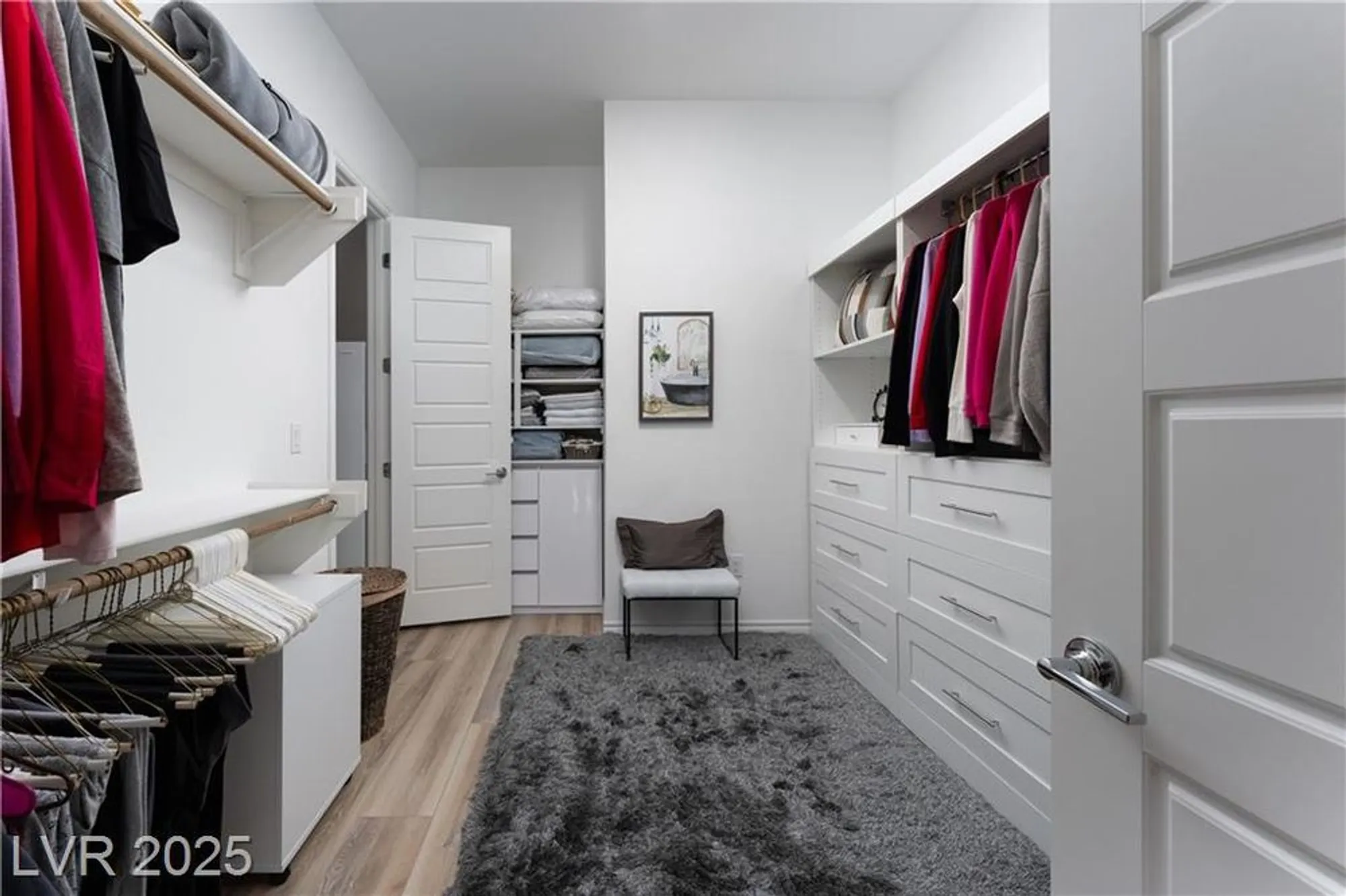 Property Slideshow image 14 of 44 | 12438 heritage bend dr, Las Vegas, NV, 89138