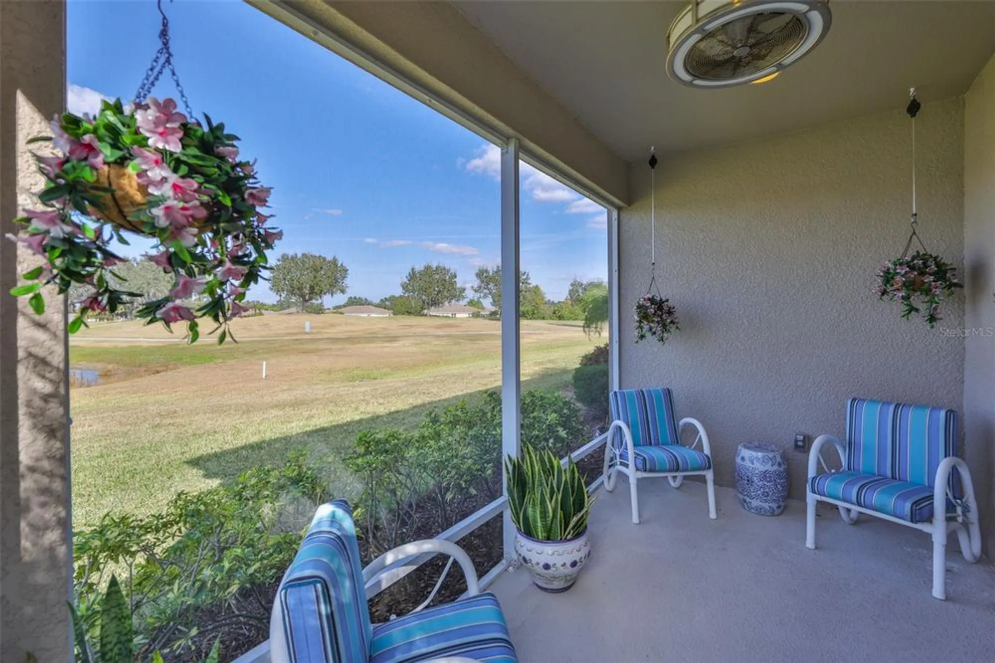 Property Slideshow image 22 of 77 | 2241 nottingham greens dr, Sun City Center, FL, 33573