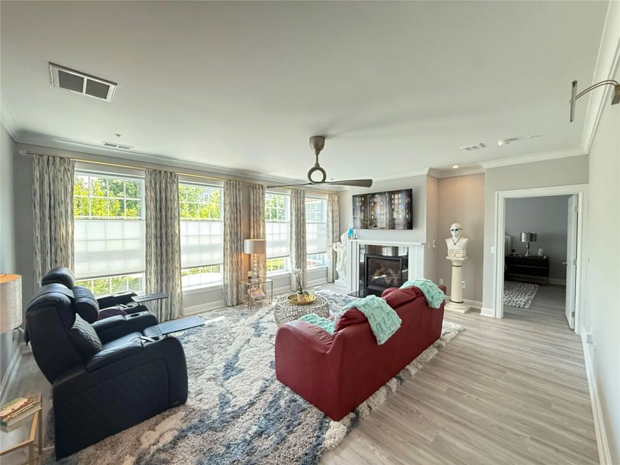 Property Slideshow image 19 of 43 | 326 regency dr, Fishkill, NY, 12524