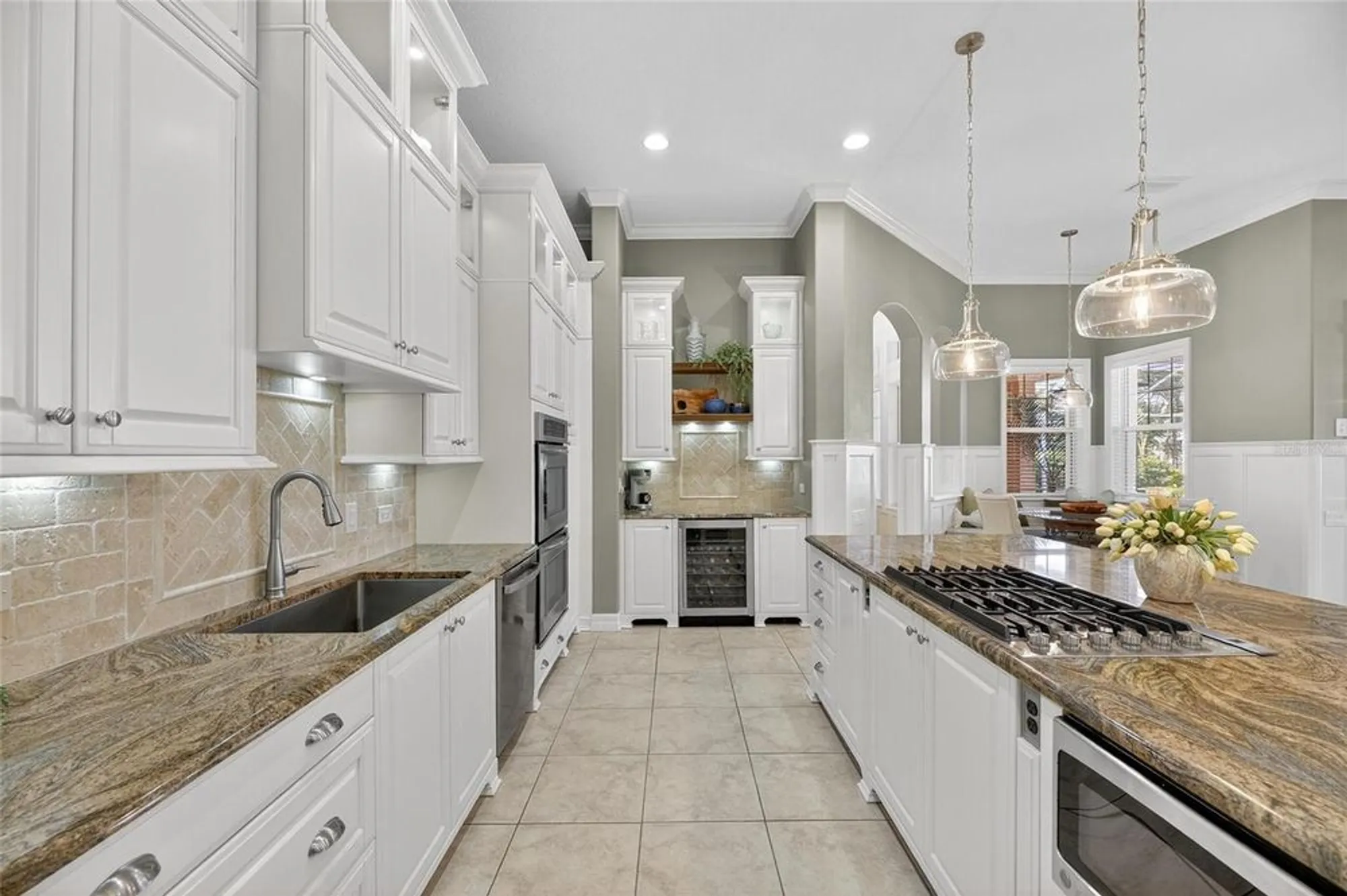 Property Slideshow image 48 of 94 | 539 islebay dr, Apollo Beach, FL, 33572