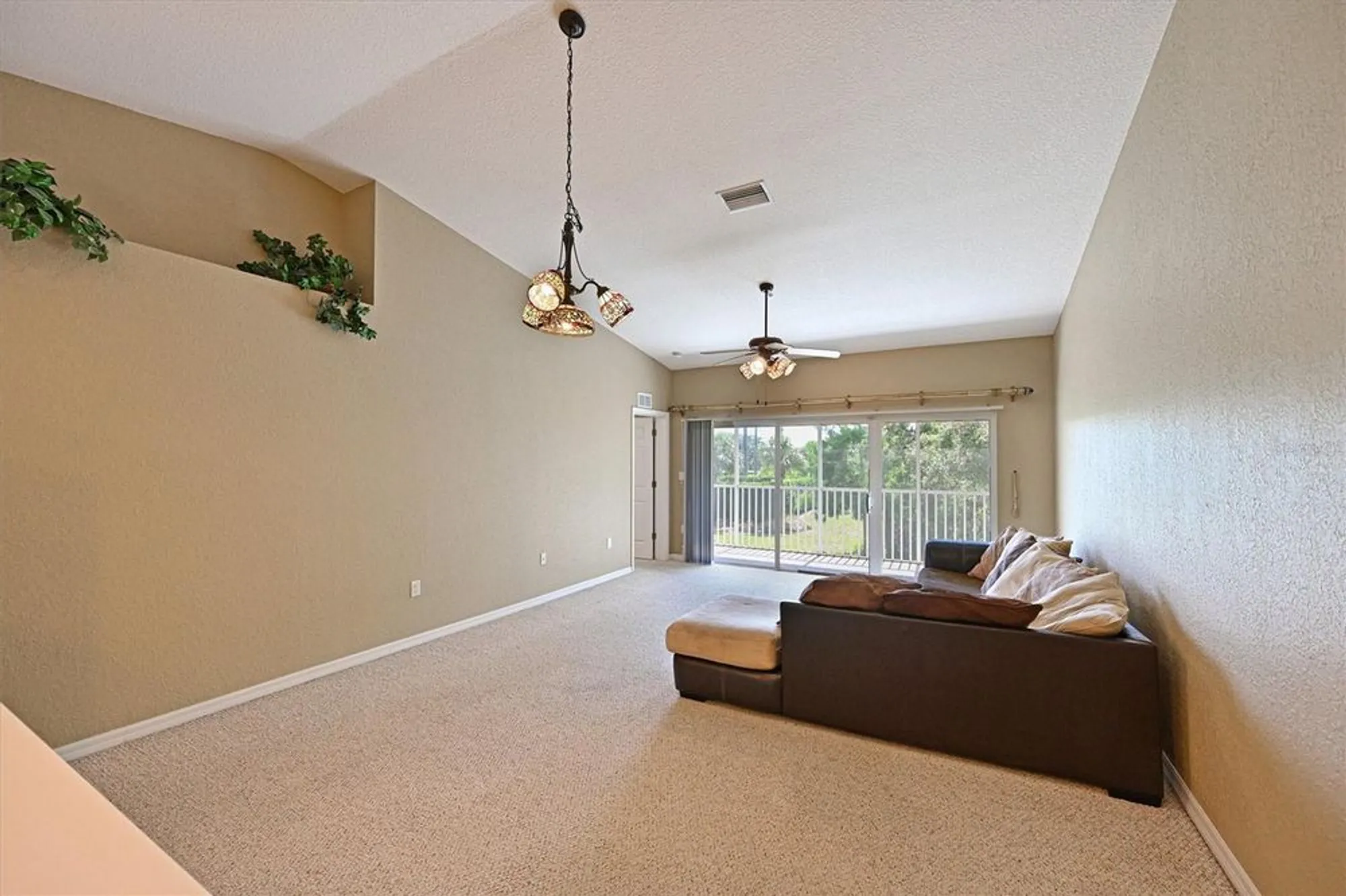 Property Slideshow image 3 of 28 | 6335 bay cedar ln, Bradenton, FL, 34203