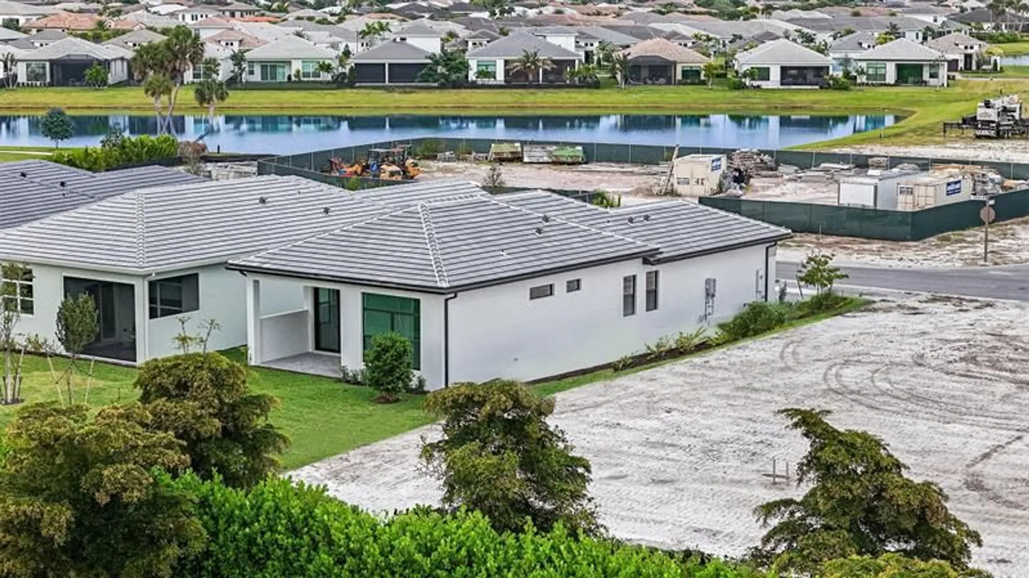 Property Slideshow image 39 of 56 | 4980 saint armands way, Westlake, FL, 33470