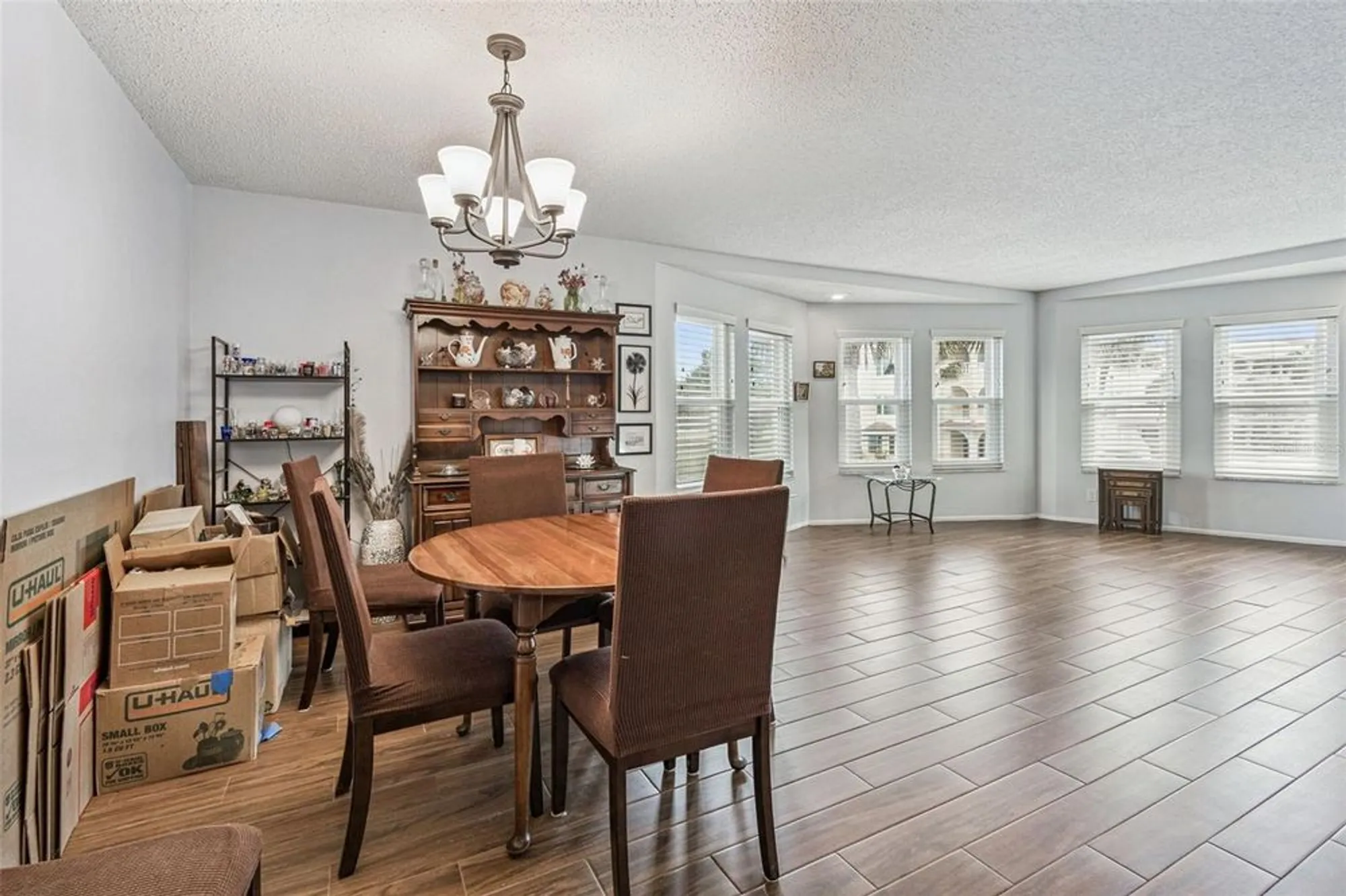 Property Slideshow image 16 of 100 | 2221 norwegian dr 41, Clearwater, FL, 33763