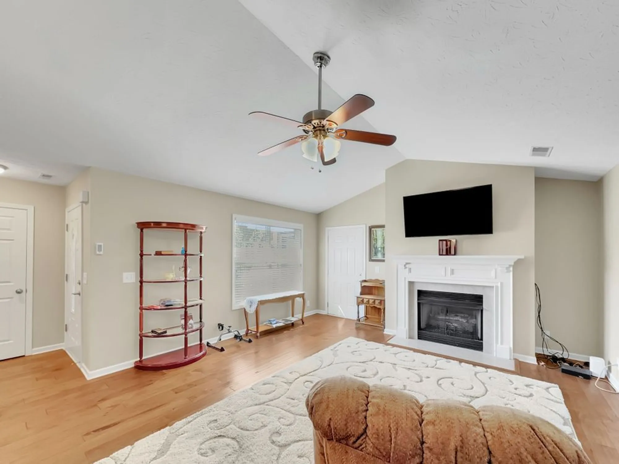 Property Slideshow image 4 of 30 | 395 devon chase hl unit 3804, Gallatin, TN, 37066