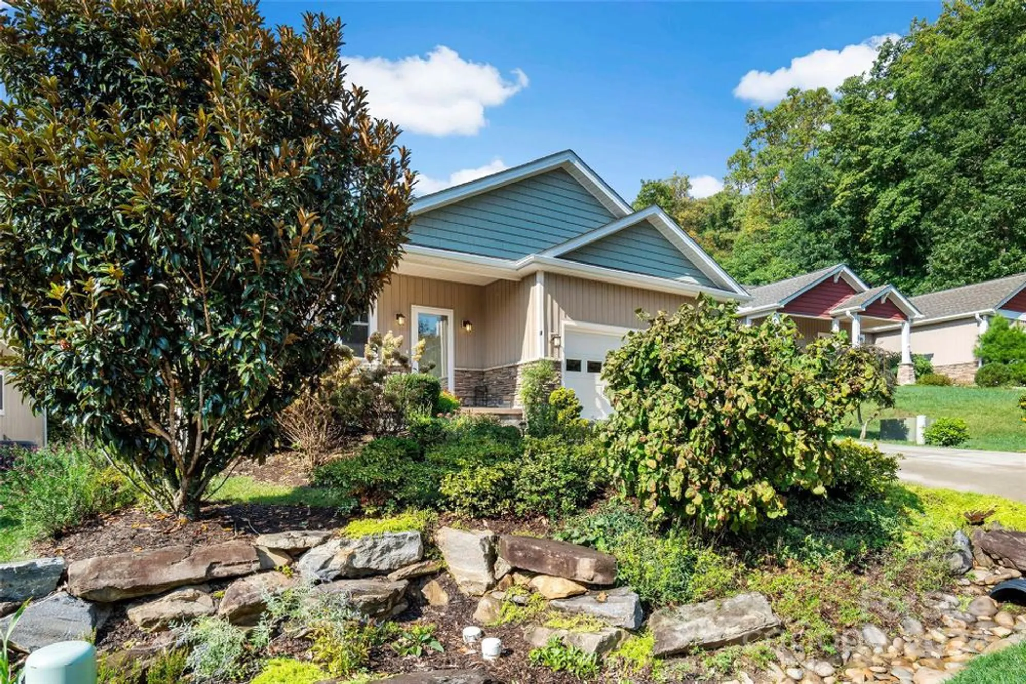 Property Slideshow image 2 of 43 | 4 nectar way, Swannanoa, NC, 28778