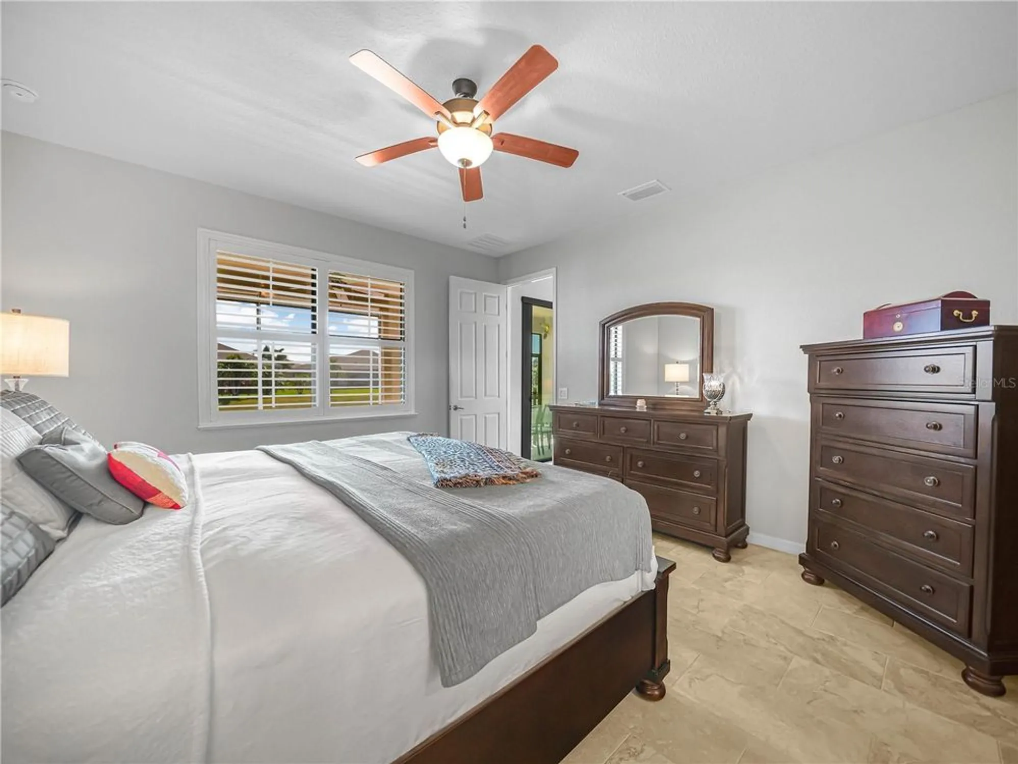 Property Slideshow image 19 of 68 | 1069 sawgrass dr, Winter Haven, FL, 33884
