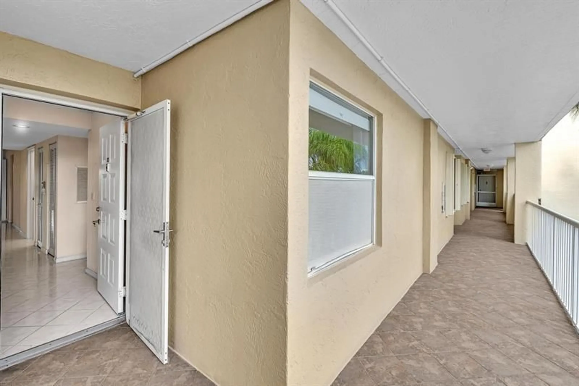 Property Slideshow image 24 of 81 | 7377 granville dr 311, Tamarac, FL, 33321