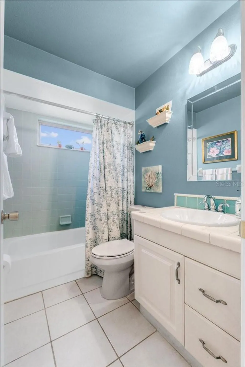 Property Slideshow image 23 of 90 | 6004 sanderling dr, Lakeland, FL, 33809