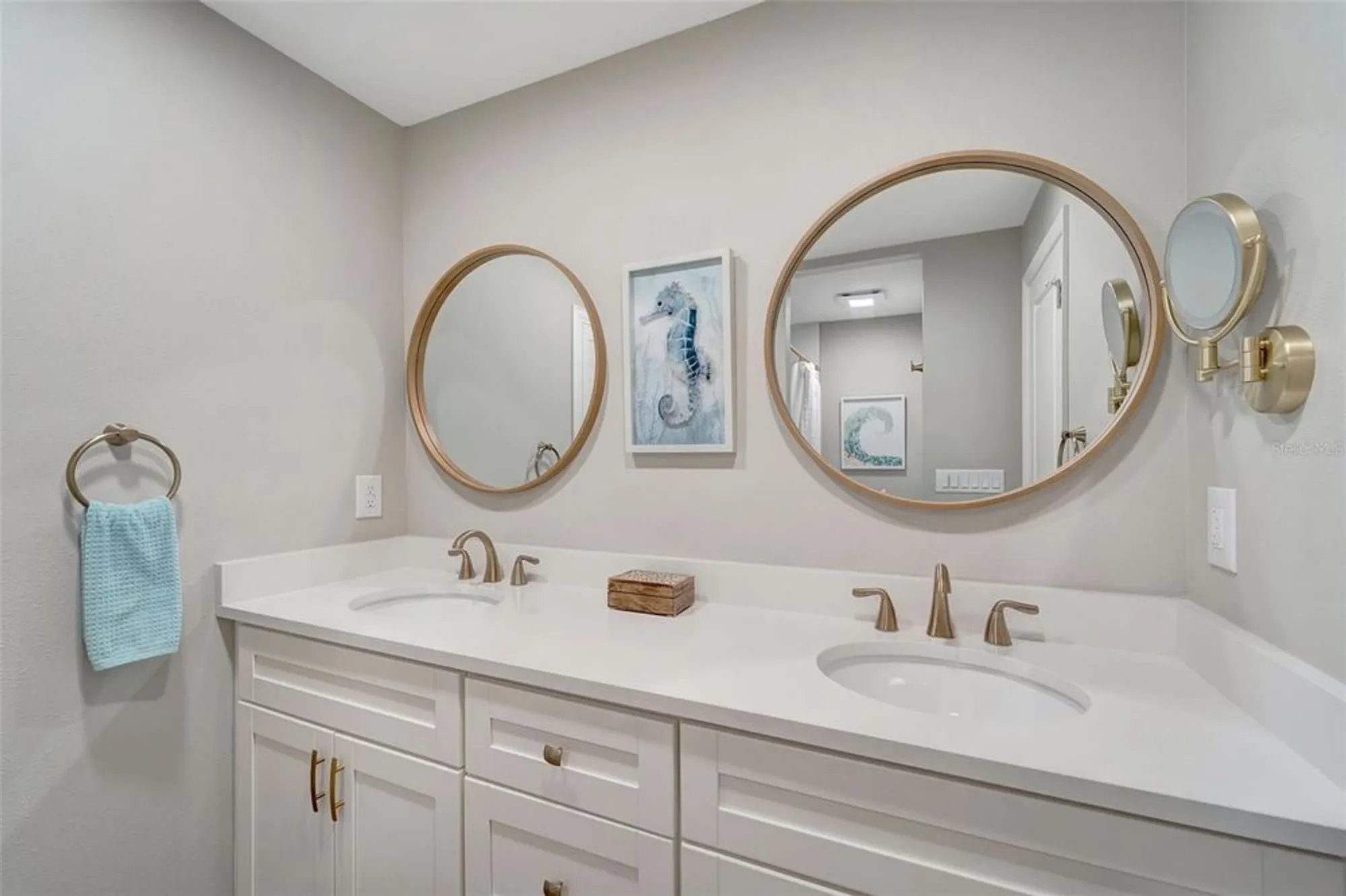 Property Slideshow image 24 of 36 | 3546 auburn ct 240, Sarasota, FL, 34231