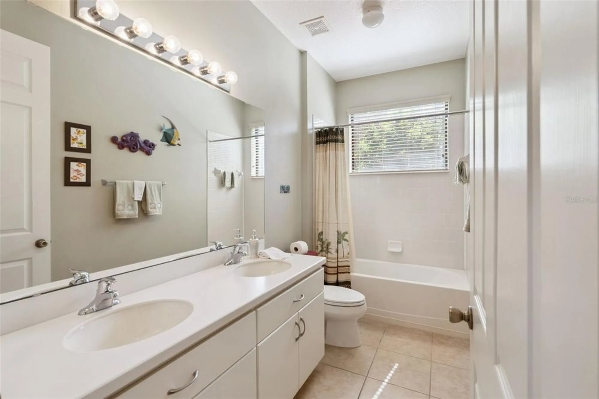 Property Slideshow image 21 of 47 | 27238 stoney brook dr, Leesburg, FL, 34748
