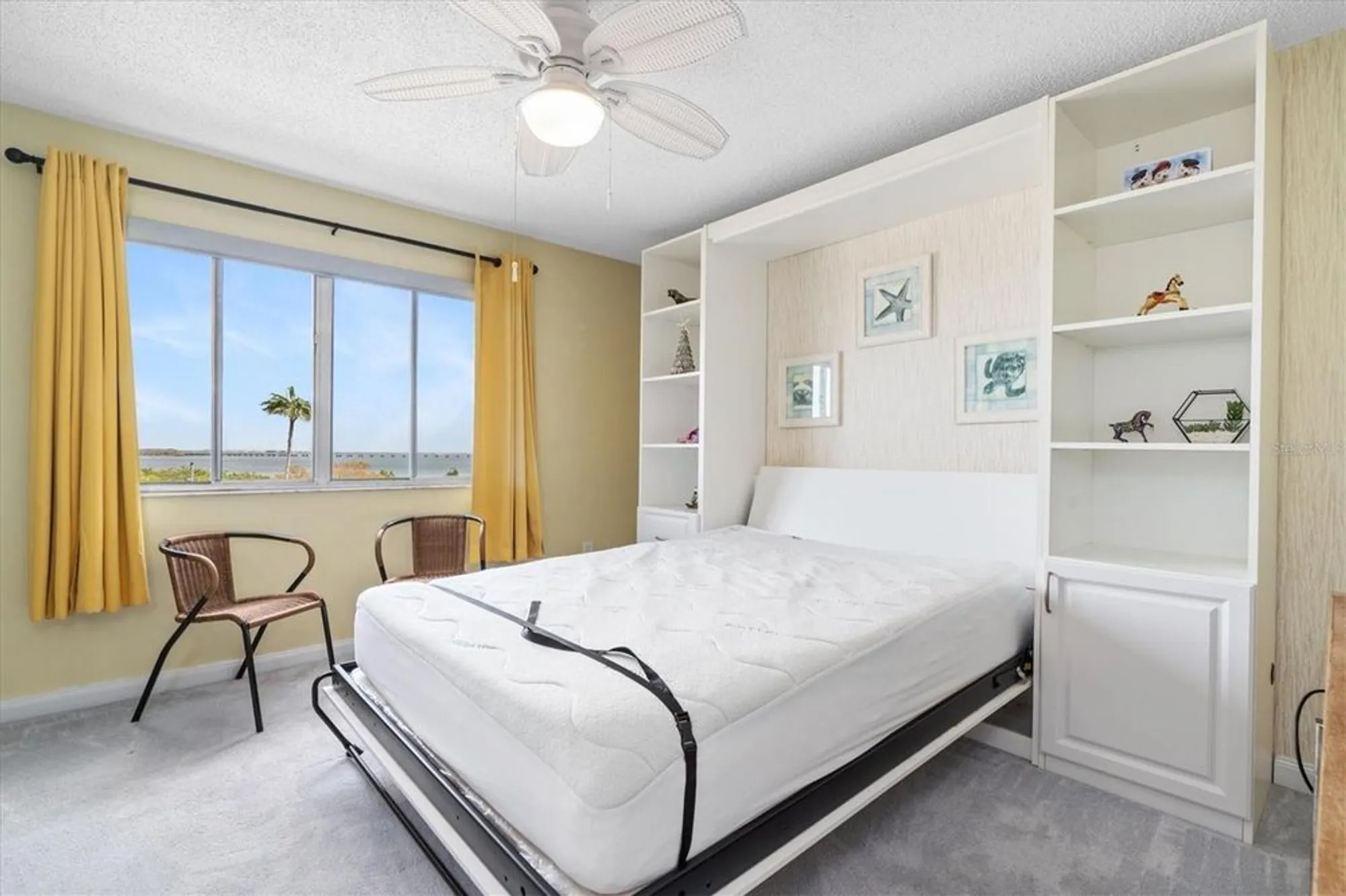 Property Slideshow image 21 of 45 | 19029 us highway 19 n apt 9-404, Clearwater, FL, 33764