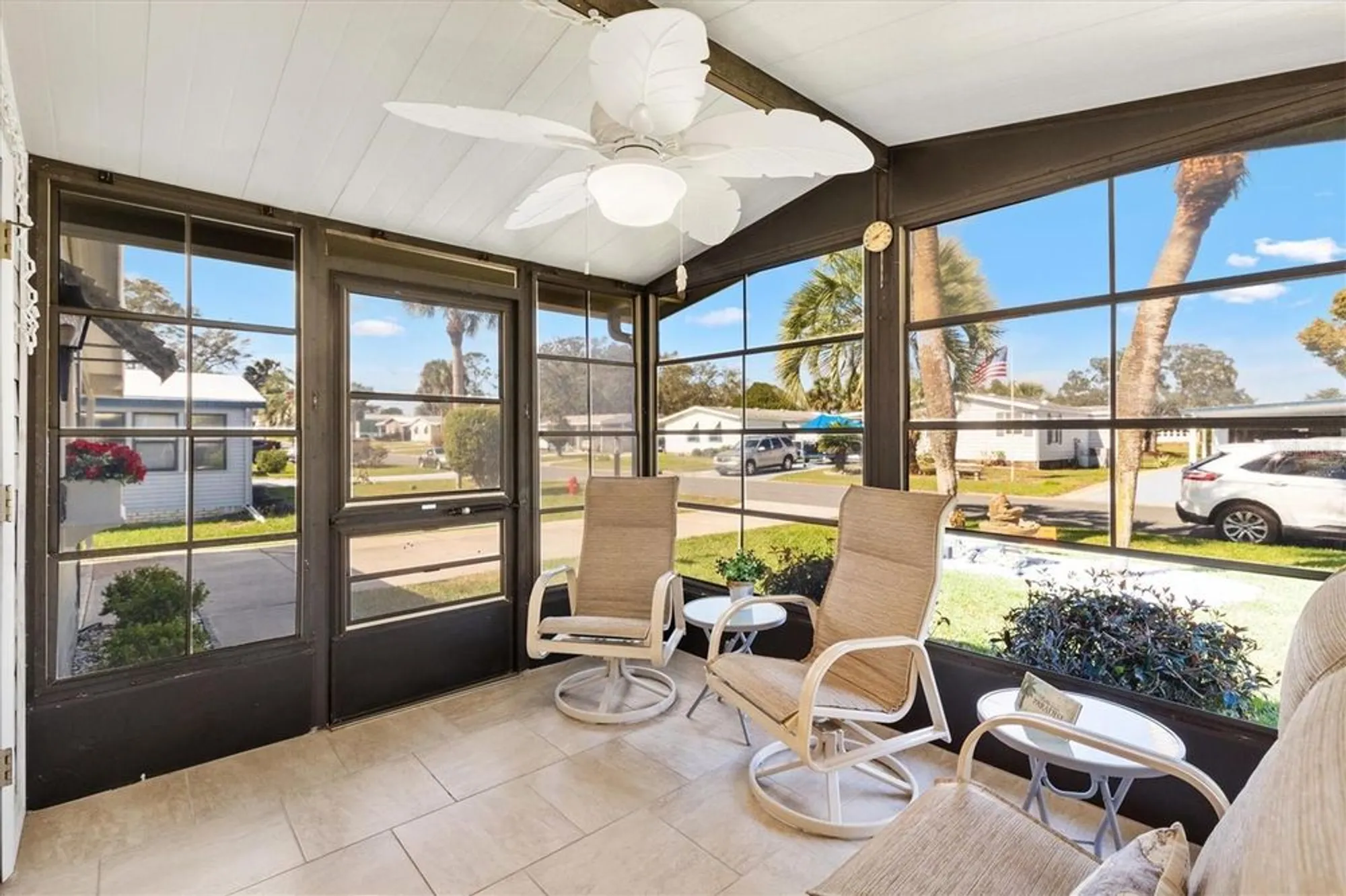 Property Slideshow image 12 of 27 | 1523 w schwartz blvd, The Villages, FL, 32159