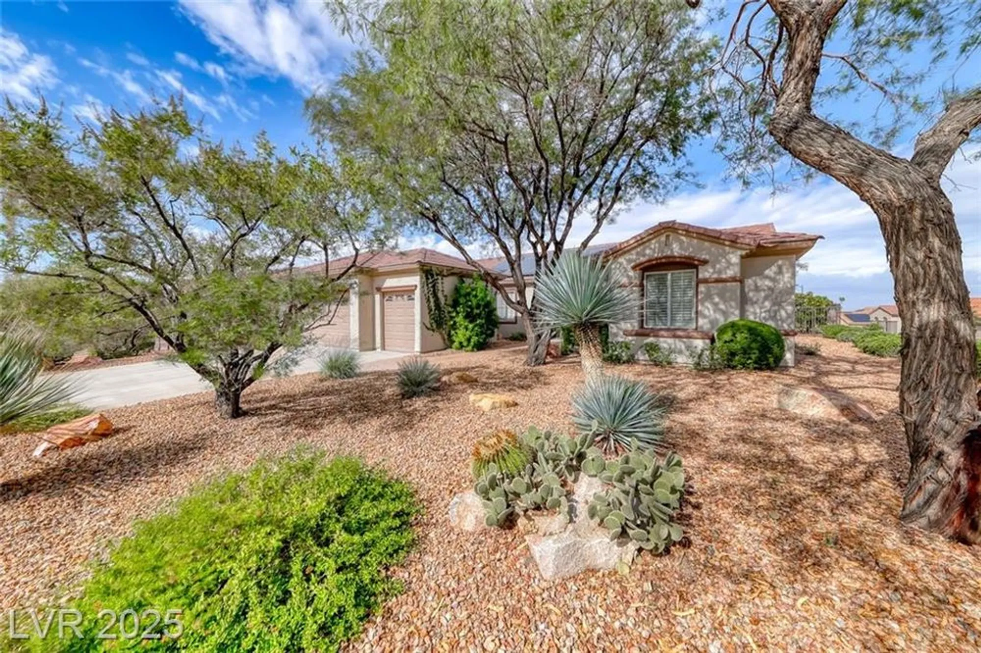 Property Slideshow image 7 of 56 | 1601 wellington springs ave, Henderson, NV, 89052